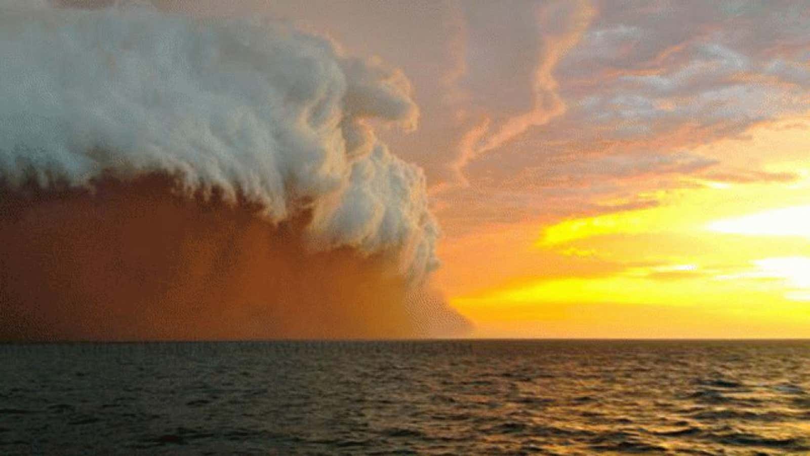1600x900 Freakish Dust Storm Sweeps Over Western Australia