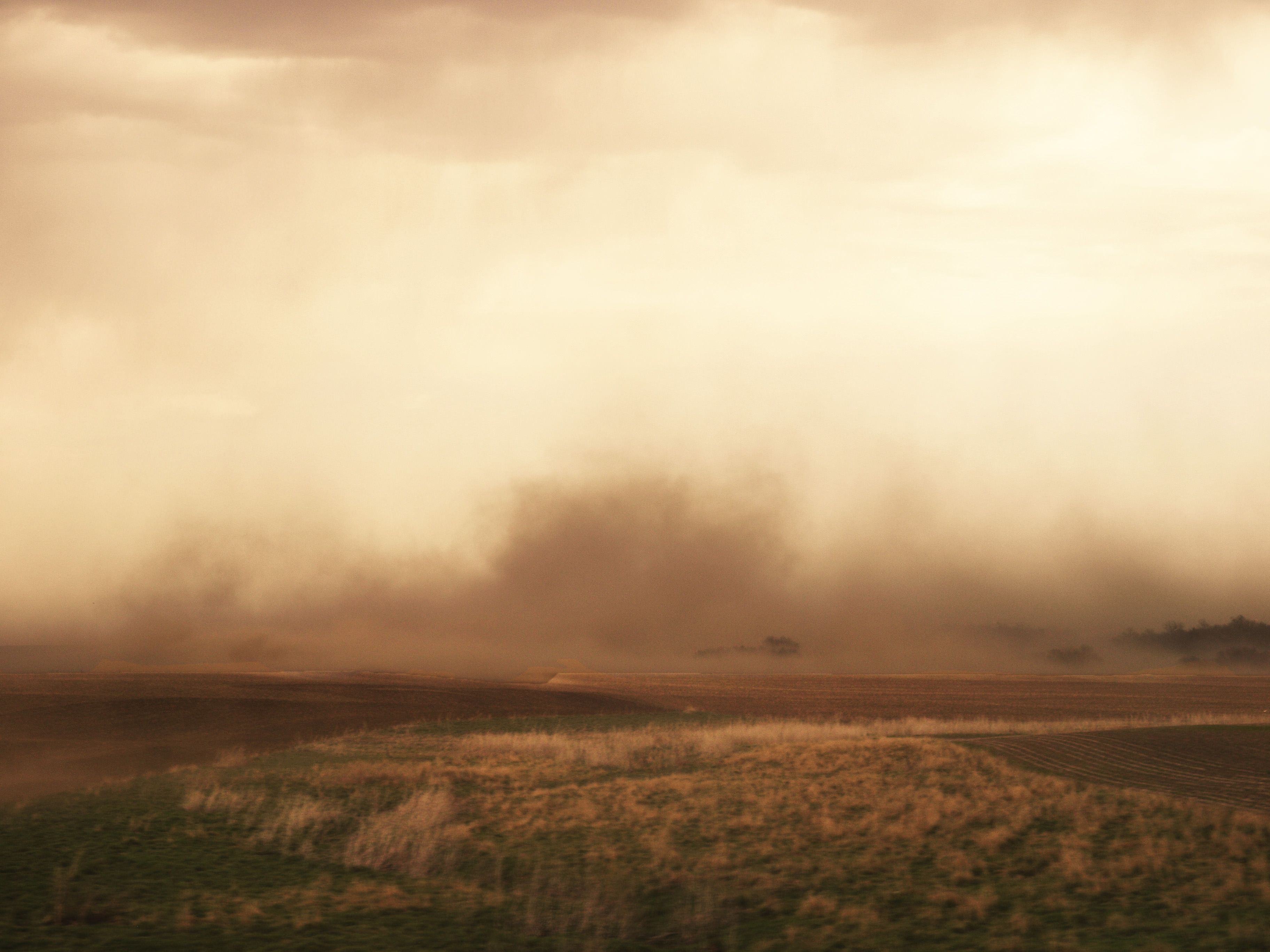 3648x2736 Sand Storm Wallpaper