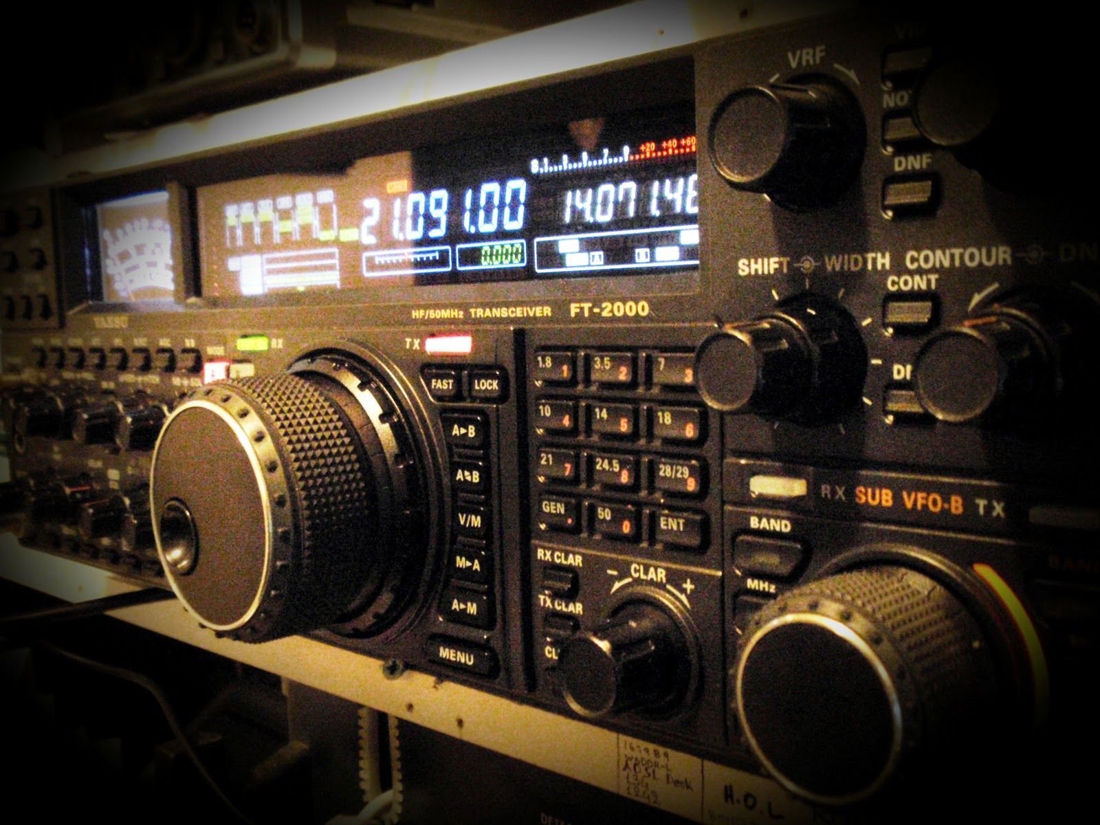 1600x1200 Yaesu Wallpaper