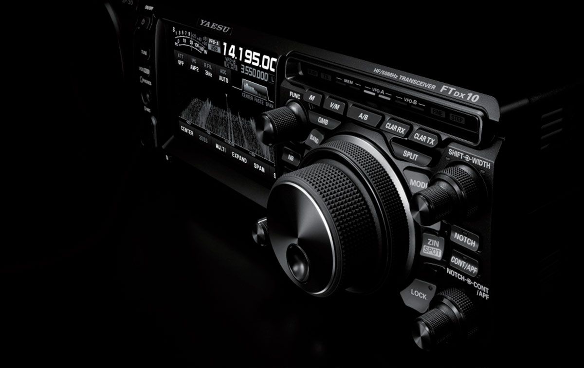 1200x756 Yaesu FTDX10 HF SDR Transceiver