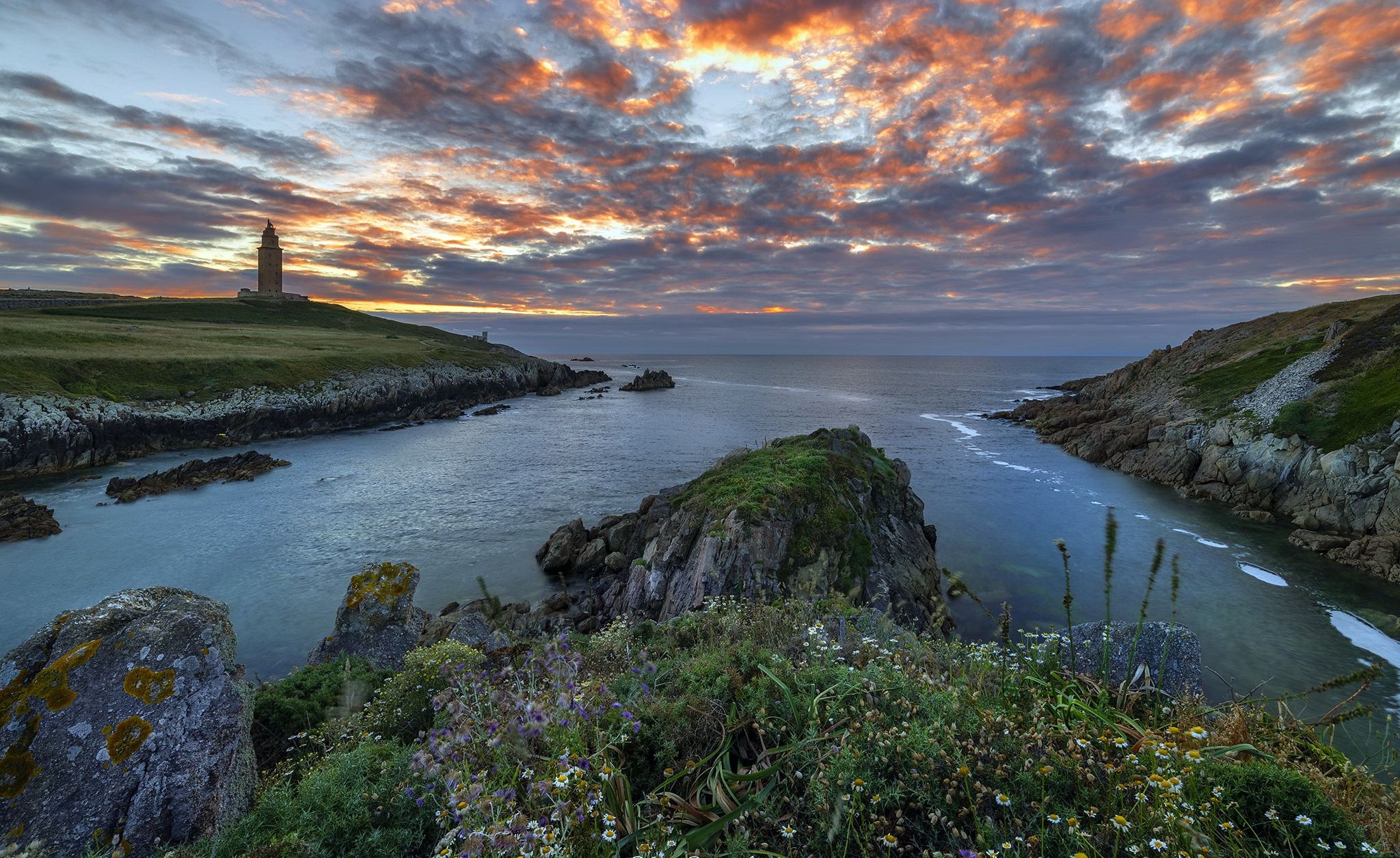 2048x1255 Wallpaper Galicia, Corunna, A Coruña, Tower of Hercules for mobile and desktop, section пейзажи, resolution 2048x1255