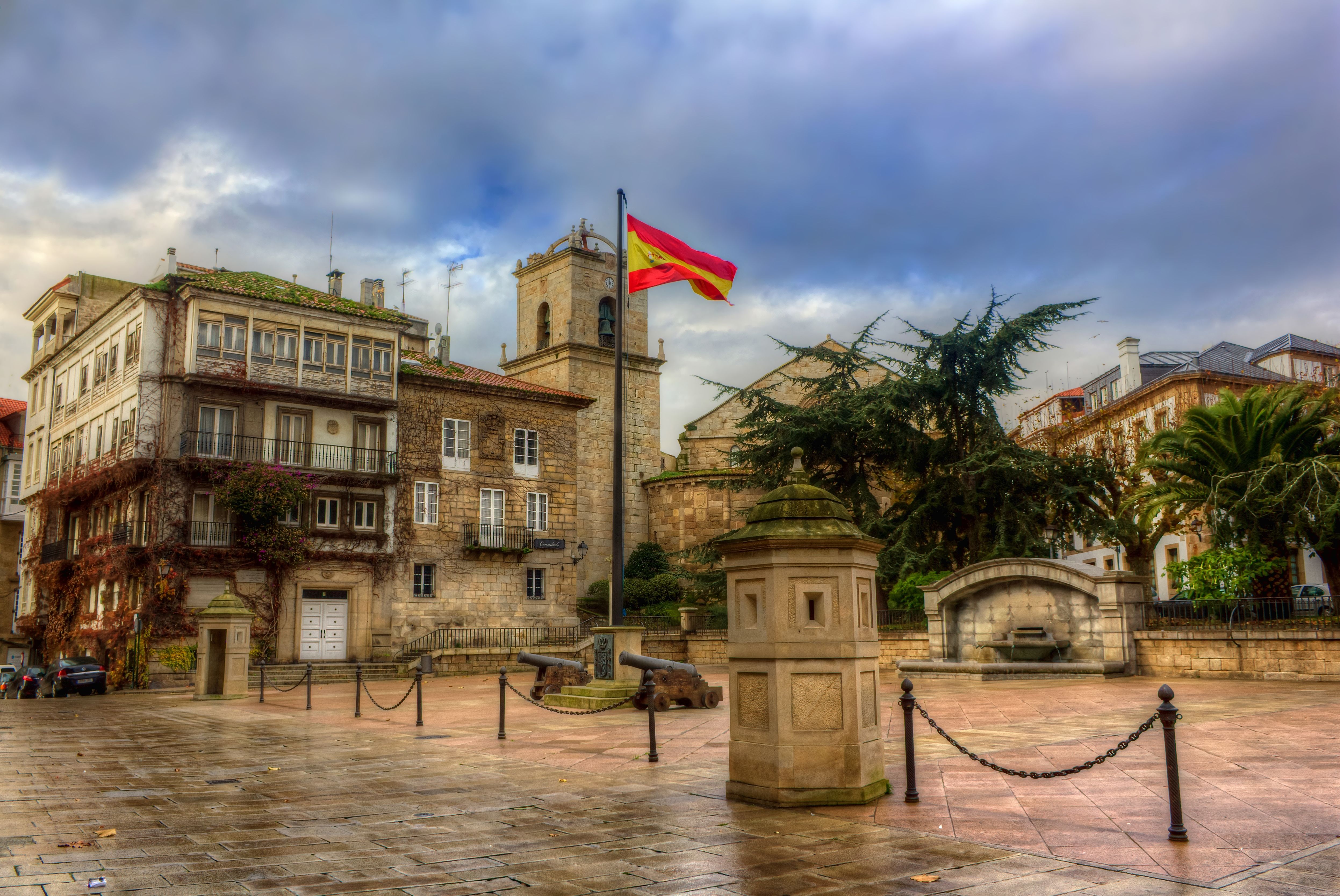 4987x3338 Square In La Coruna Phone Wallpaper: Free 4K & HD Downloads