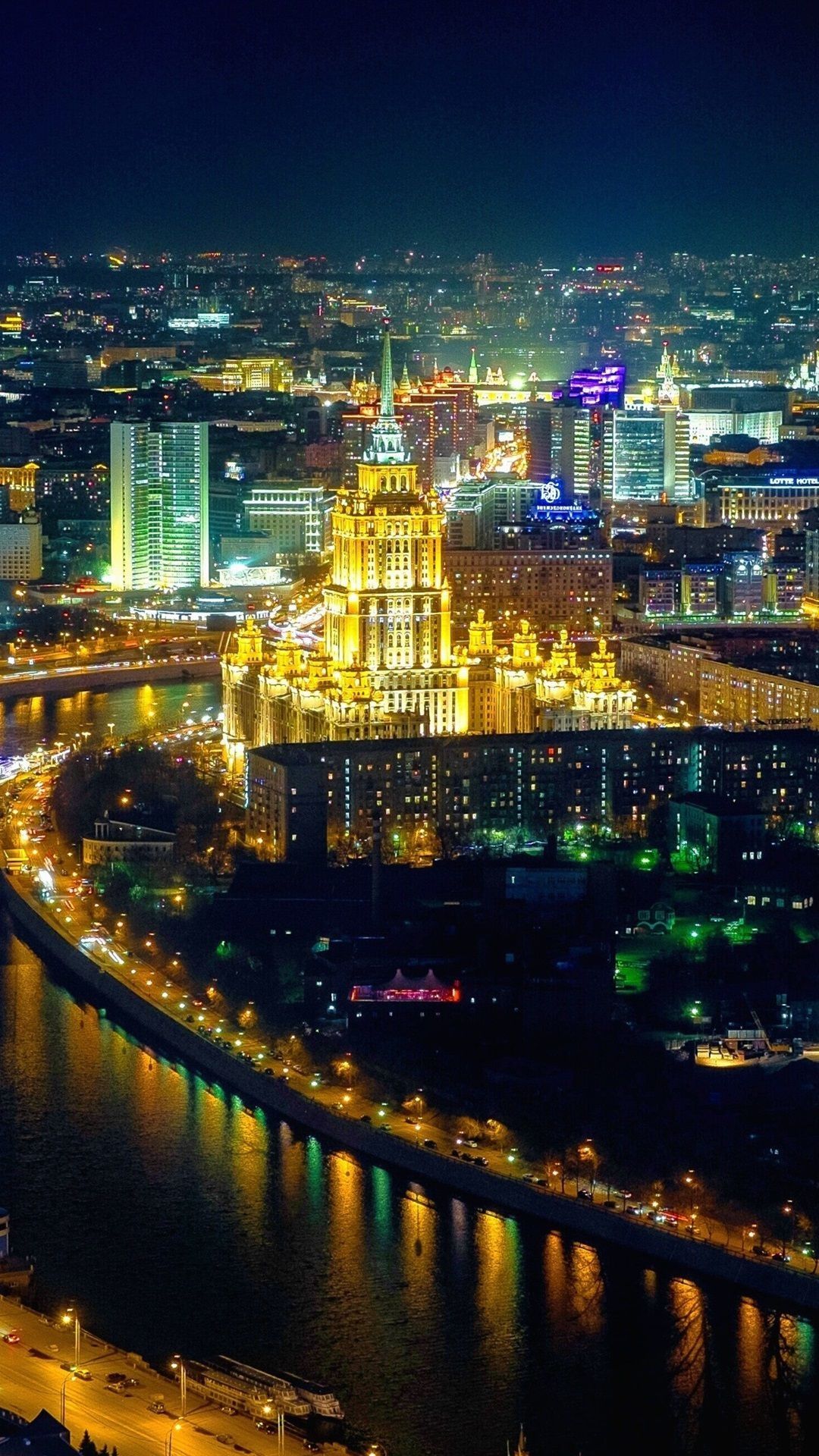 1080x1920 Moscow Wallpaper