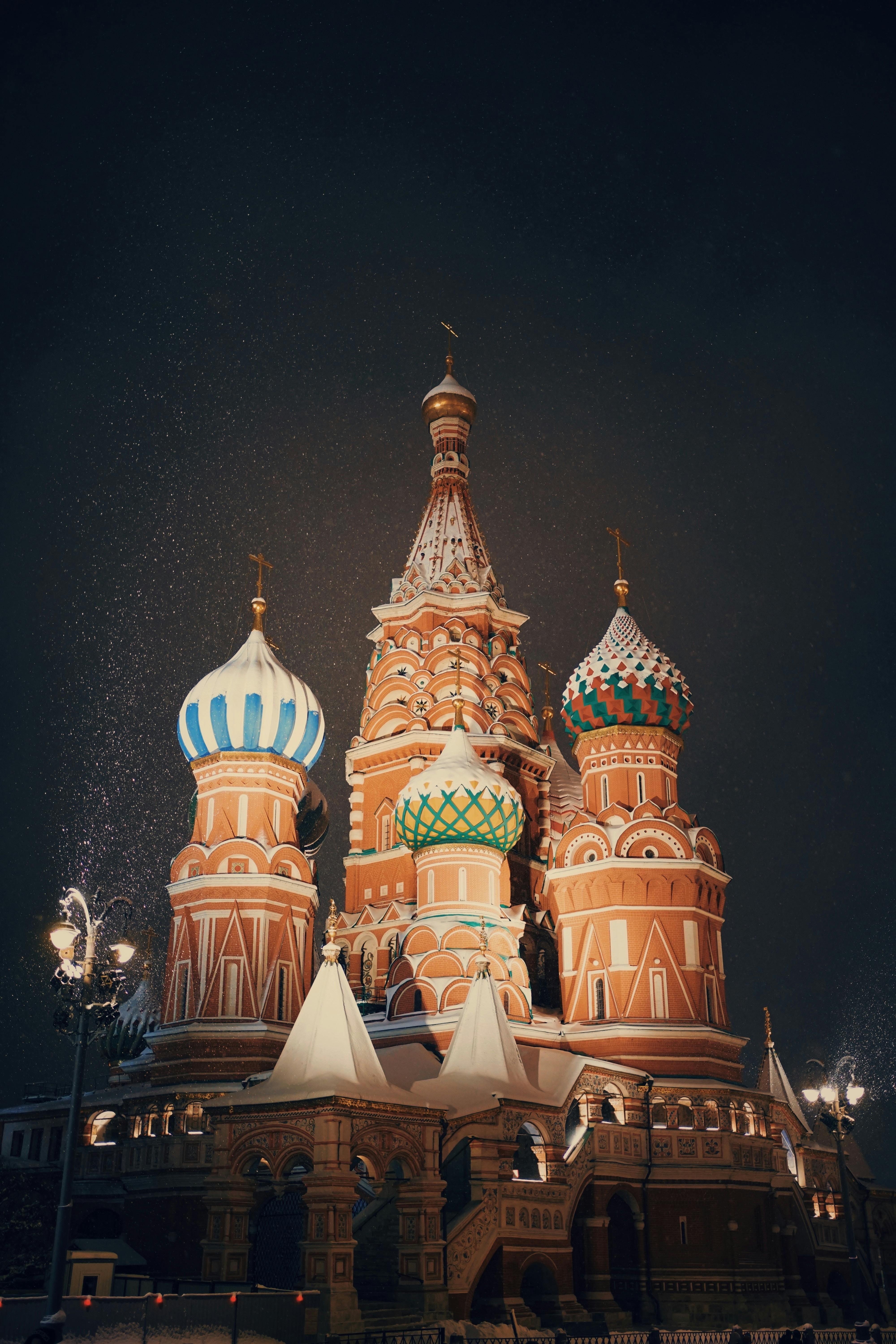 4000x6000 Saint Basils Cathedral at Night · Free