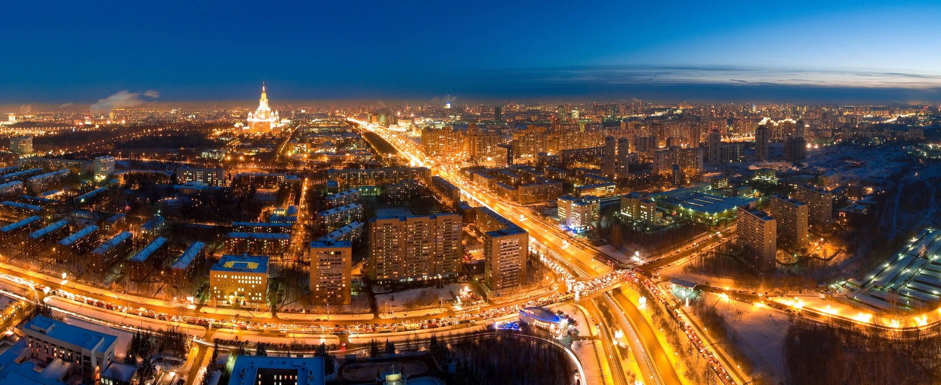 1920x786 Moscow Wallpaper
