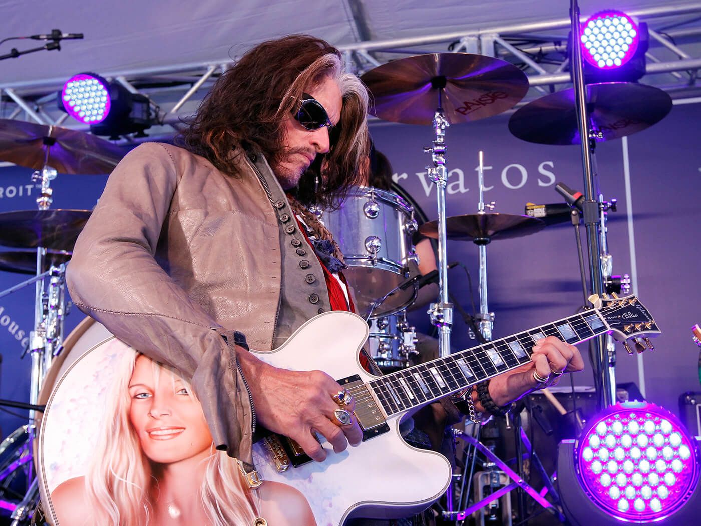 1400x1050 Joe Perry on Aerosmith: We were the garage band that really made it big