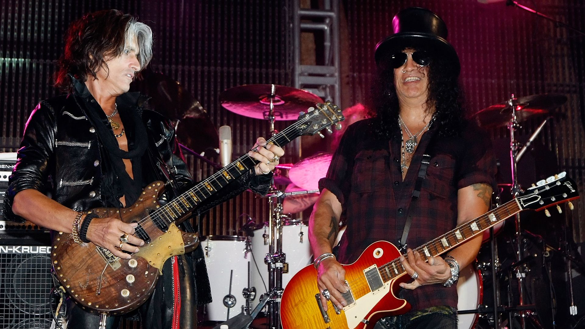 1920x1080 Joe Perry tells how Slash returned his lost Gibson Les Paul Standard Burst