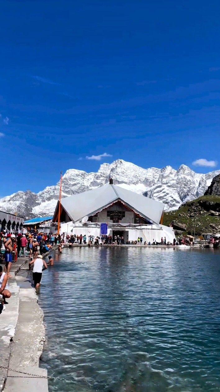 708x1261 Sri Hemkund Sahib