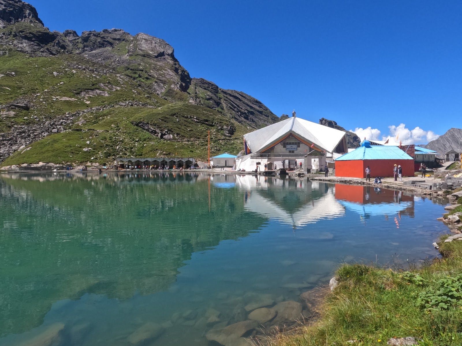 1600x1200 Top Tourist Attraction in Hemkund Sahib