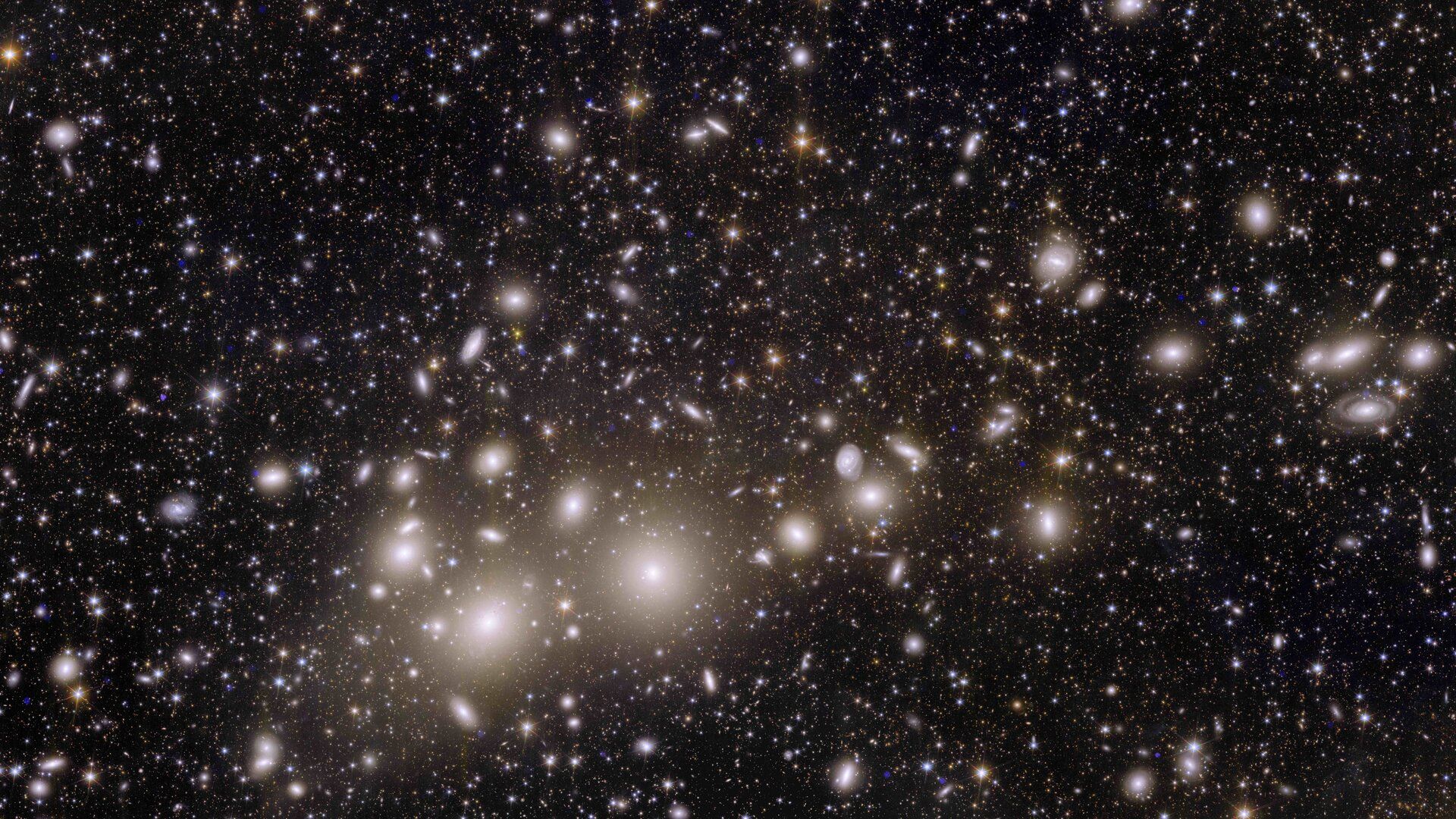 1920x1080 ESA's view of the Perseus cluster of galaxies