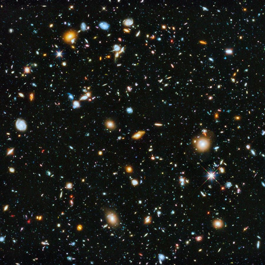 900x900 Universal Galaxy Cluster Phone Wallpaper