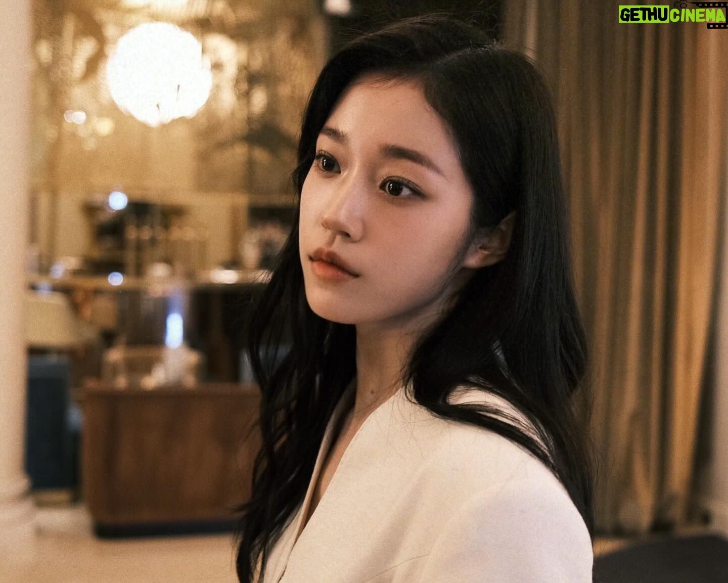 1440x1153 Actress Roh Yoon Seo HD Instagram Photo And Wallpaper April 2024