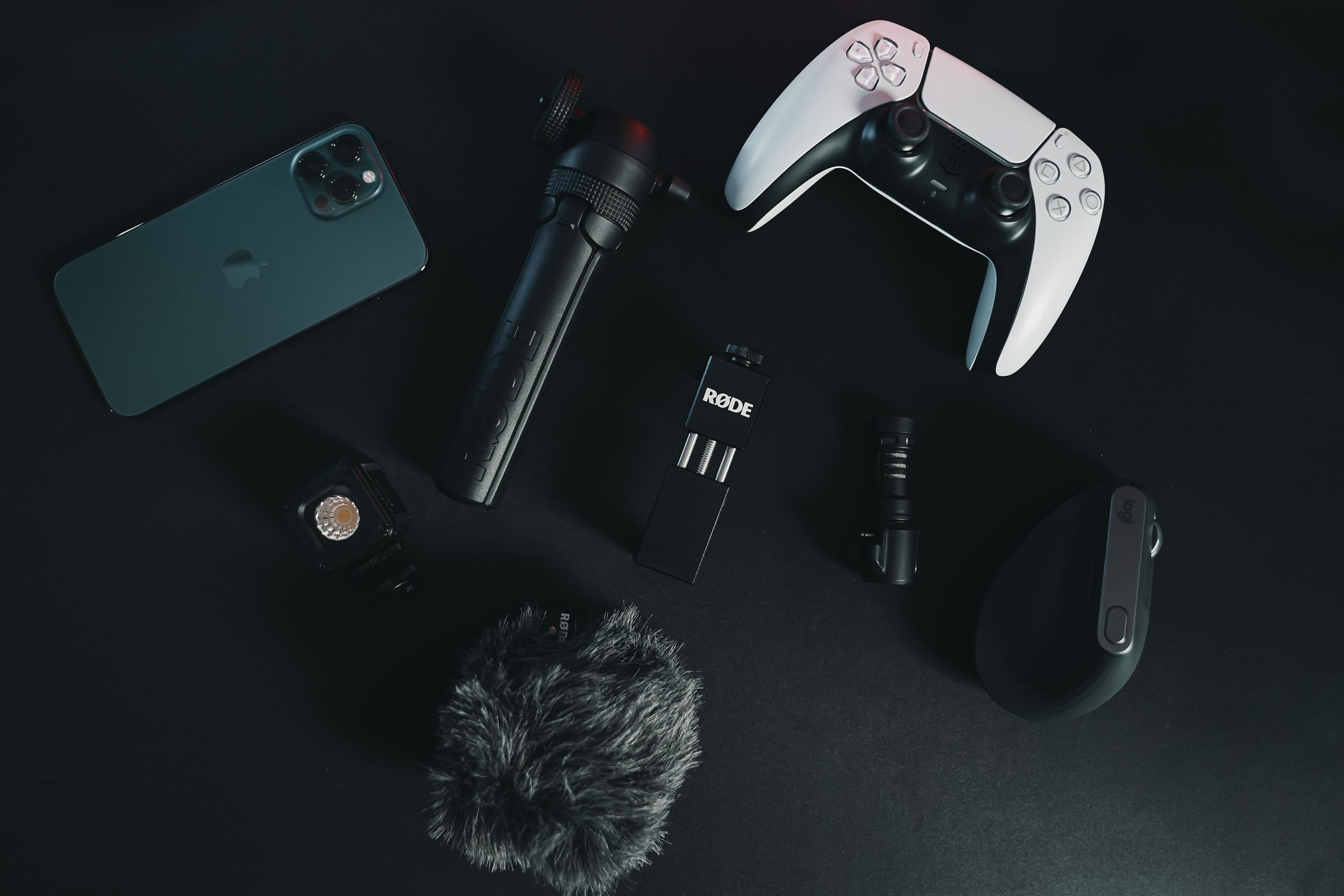 3000x2000 Gadget Picture [HD]. Download Free Image