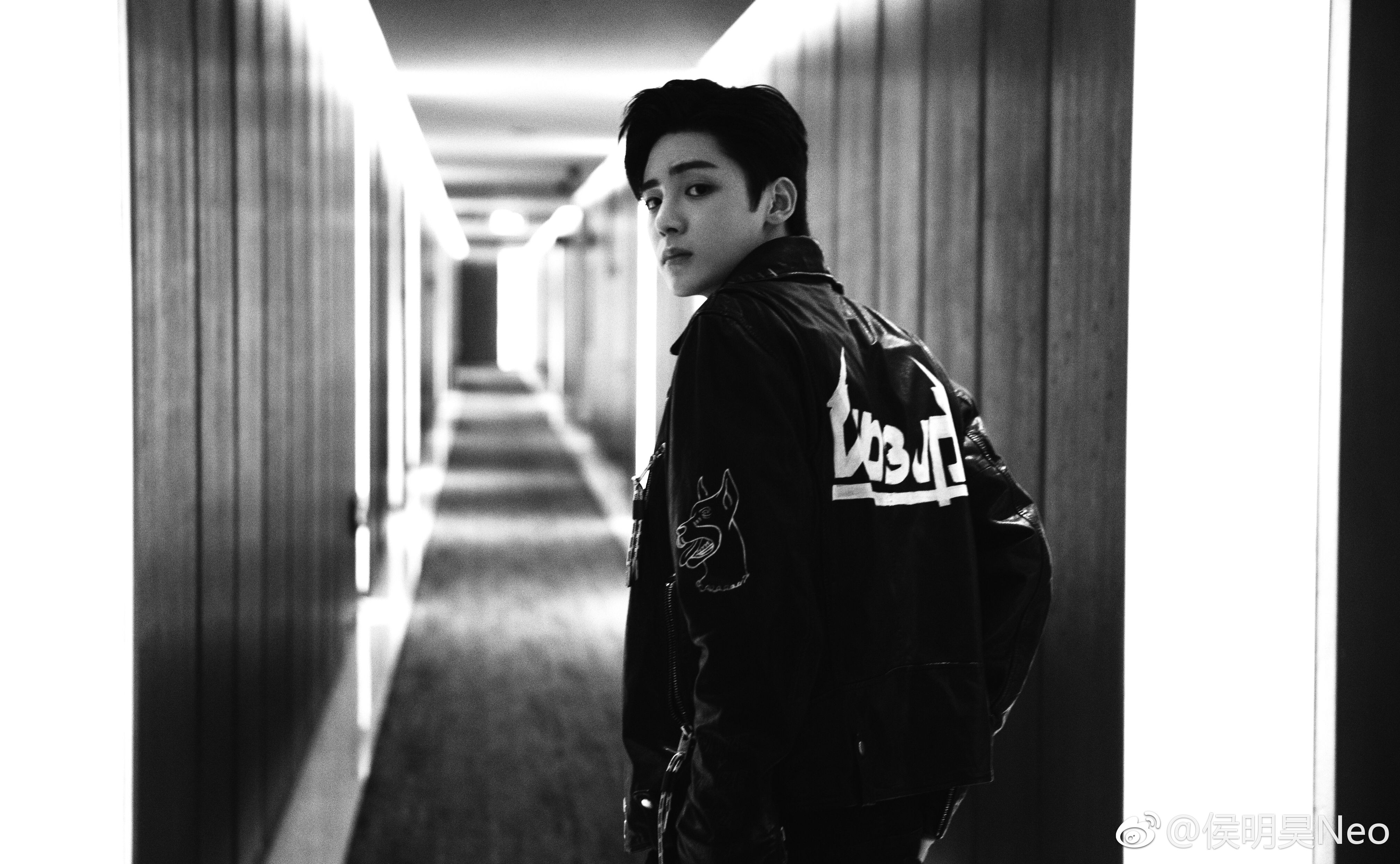 4032x2487 Neo Hou Wallpaper