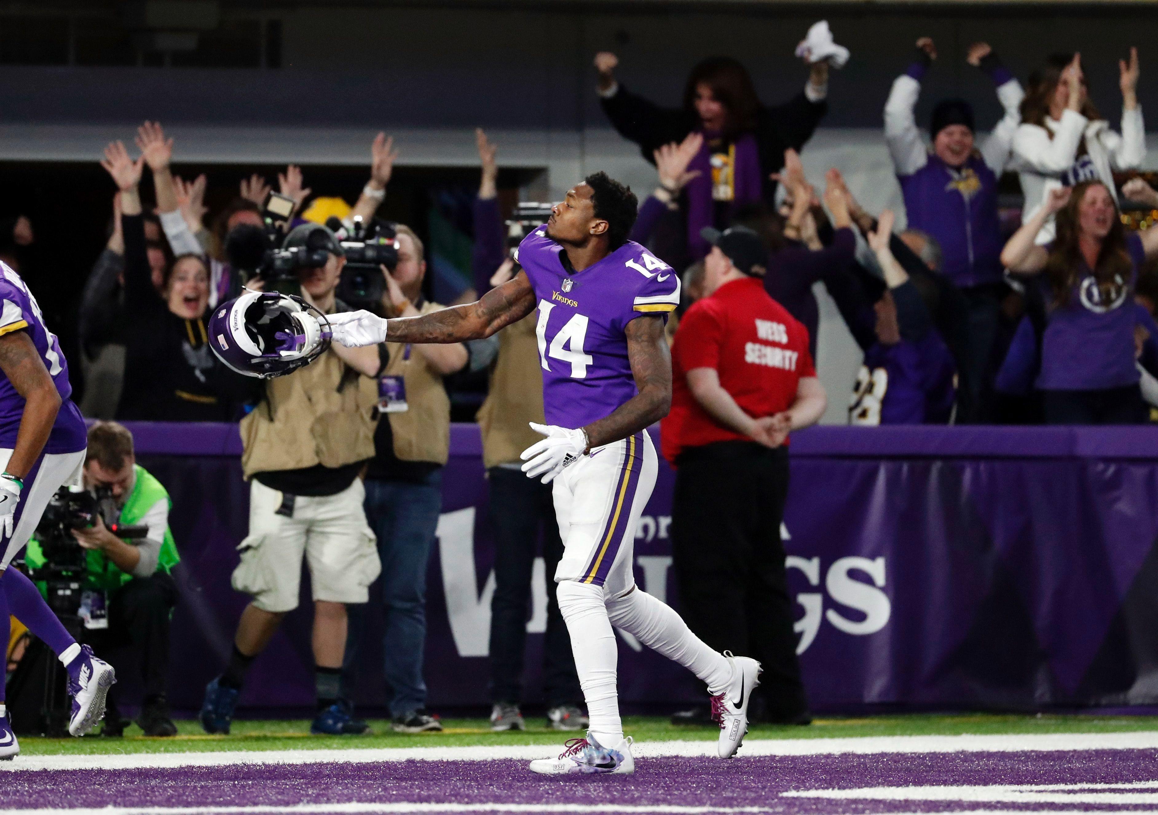 3768x2652 Incredible Photo From Stefon Diggs' Game Winning Touchdown