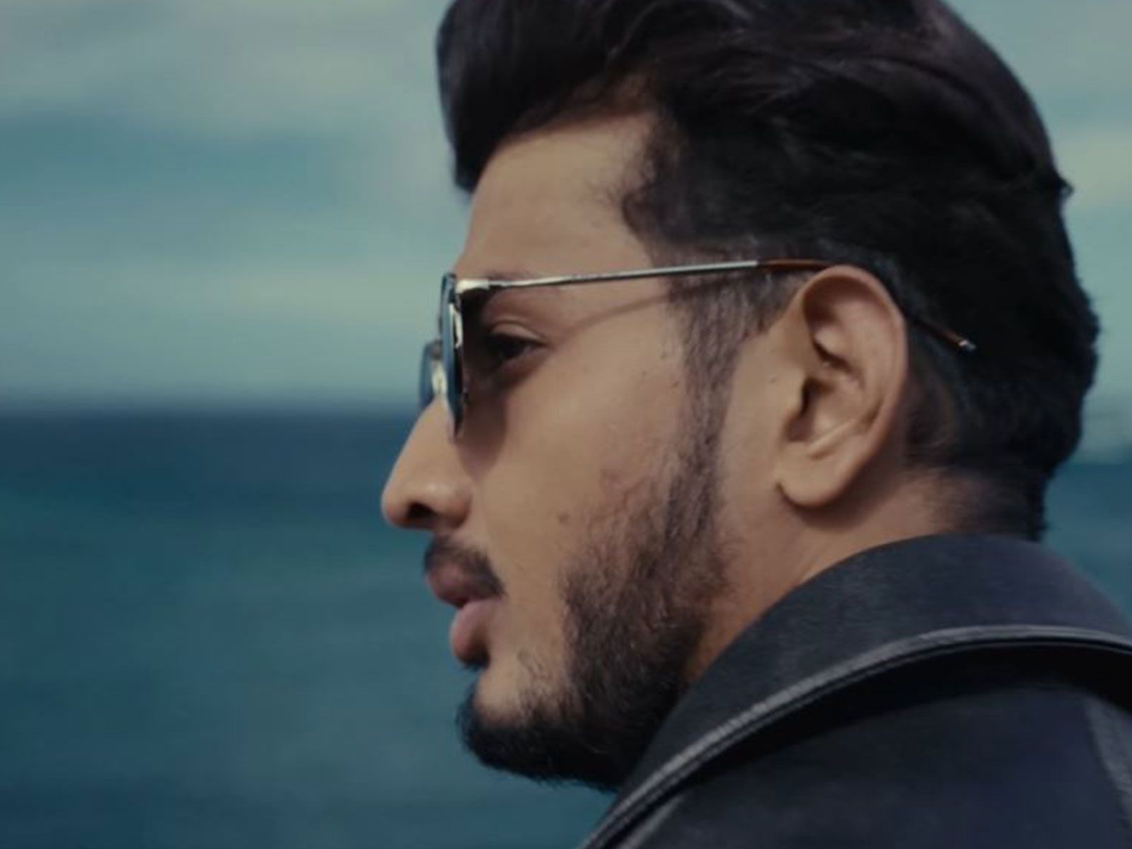 1600x1200 Munawar Faruqui returns as new king of Bollywood in 'First Copy Season 2', trailer out now