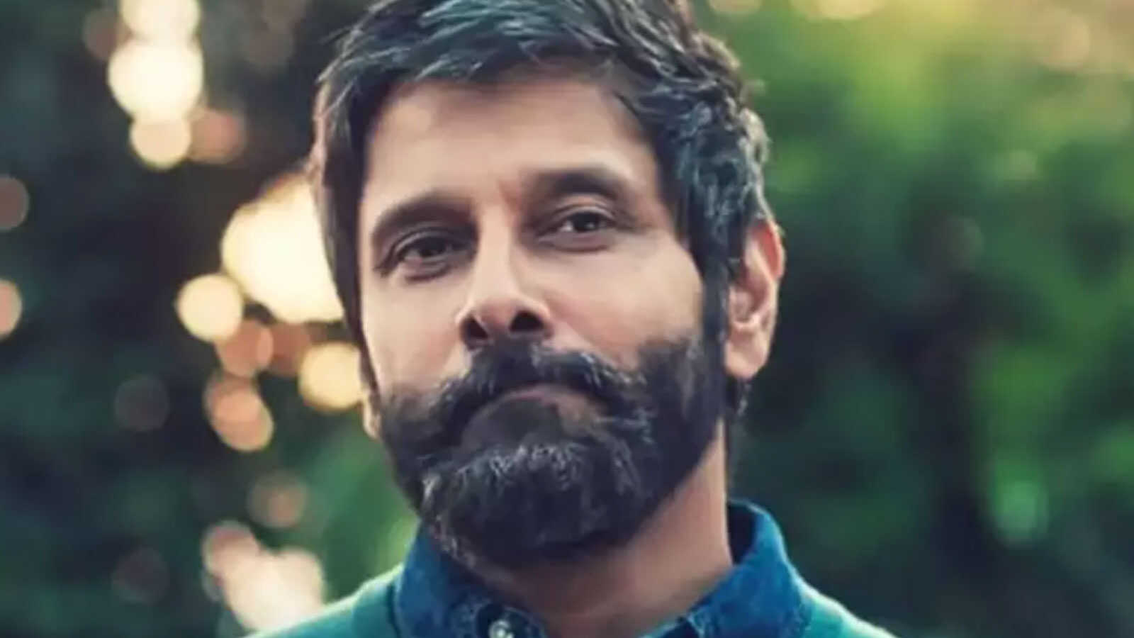 1600x900 'Dhruva Natchathiram': Vikram to dub for the film this March