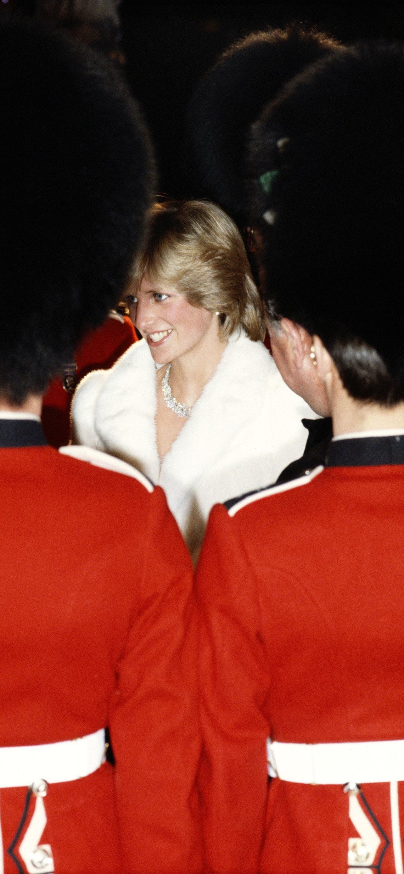 1284x2778 Photo of Princess Diana You've Never Seen Befo. iPhone Wallpaper Free Download