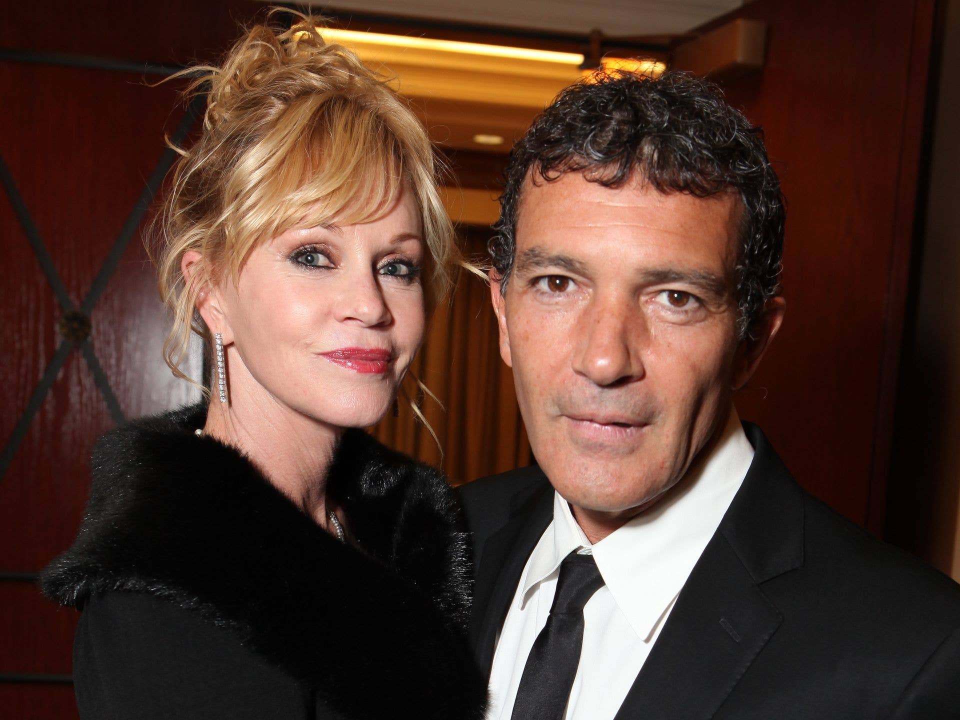 1920x1440 Antonio Banderas Pictured With Ex Wife Melanie Griffith In Home Photo Years After Divorce. HELLO!