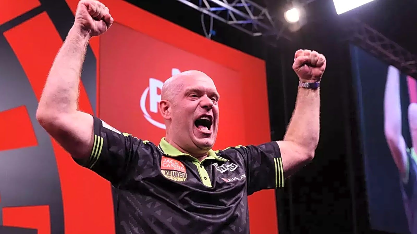 1600x900 Michael van Gerwen to end the year a PDC major champion for the 12th time after World Series of Darts Finals triumph