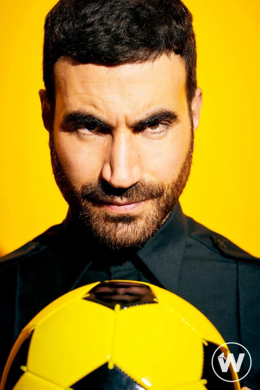853x1280 Ted Lasso Star Brett Goldstein Exclusive Emmys Photohoot