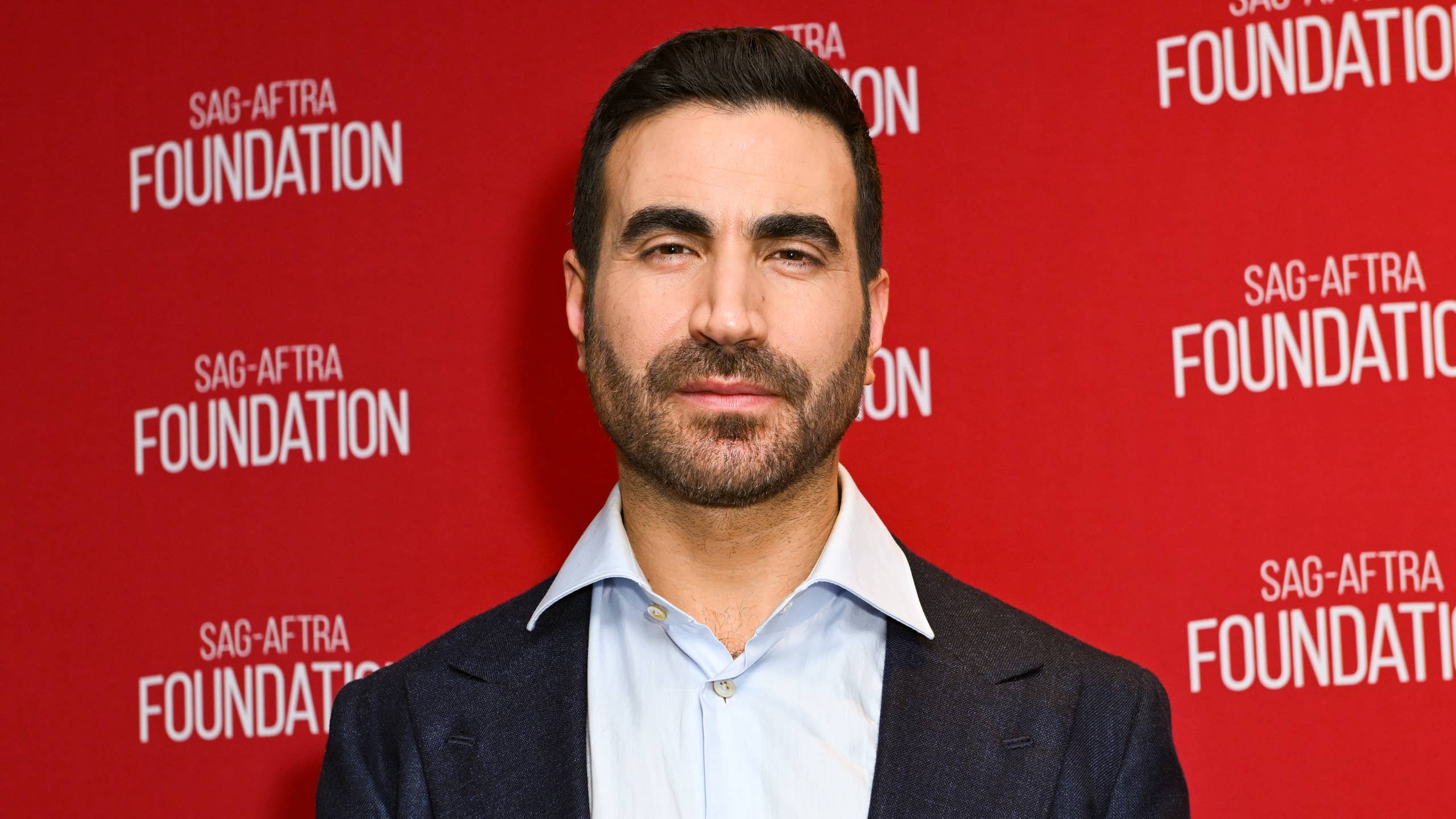 2560x1440 Ted Lasso' Star Brett Goldstein Got Harsh Warning Before Landing 'Shrinking' Role's Journal