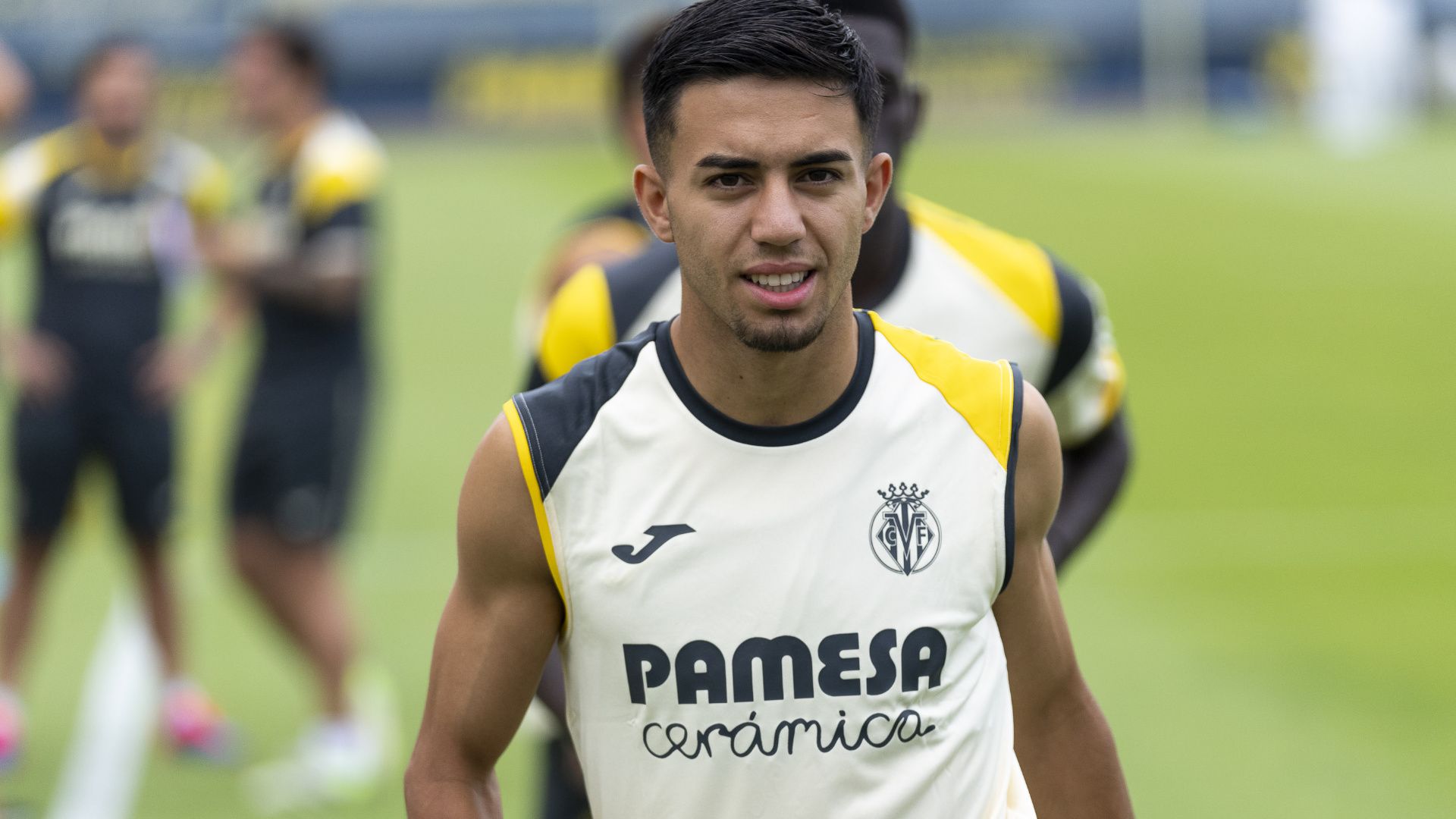 1920x1080 Ilias: “It's clear to me that I want to triumph at Villarreal”