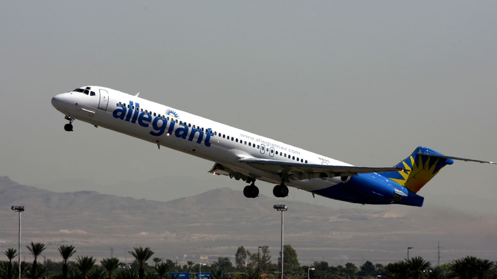 1600x900 Allegiant Travel shares tumble after '60 Minutes' questions airline's safety practices