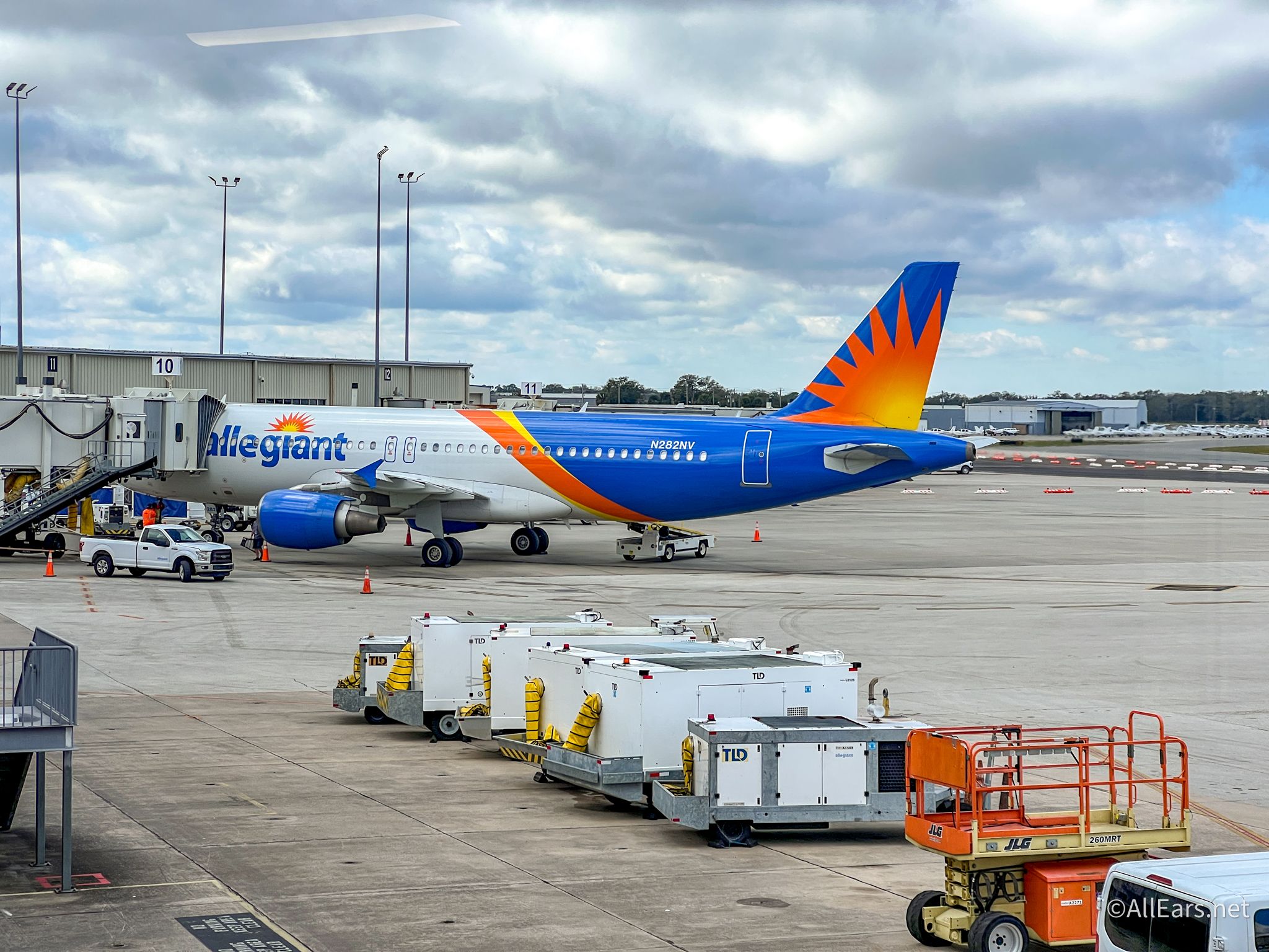 2048x1536 Allegiant Air Just Added 2 NEW Orlando Routes
