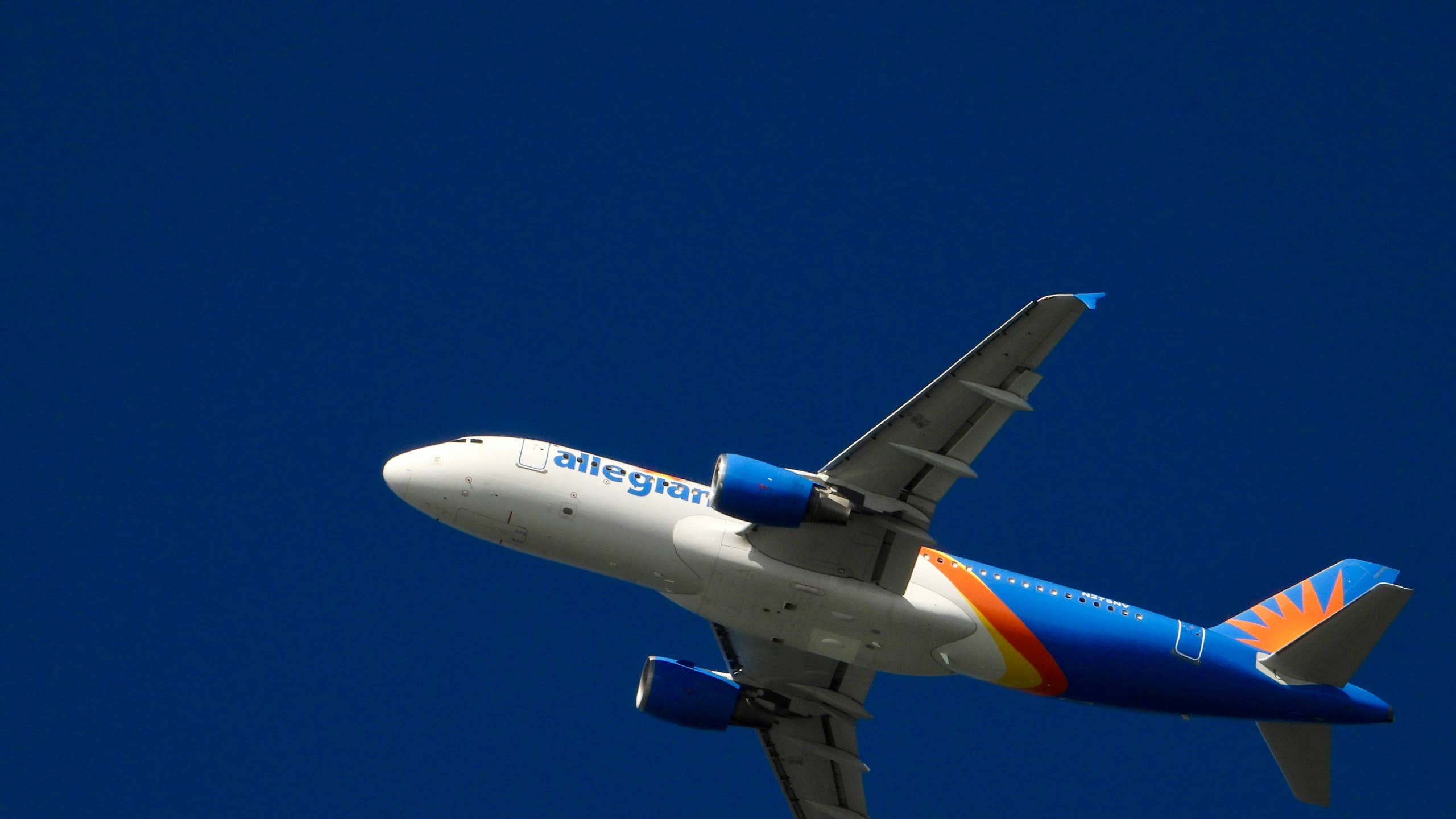 2560x1440 Two U.S. Airlines Set to Merge in Major Air Travel Shakeup's Journal