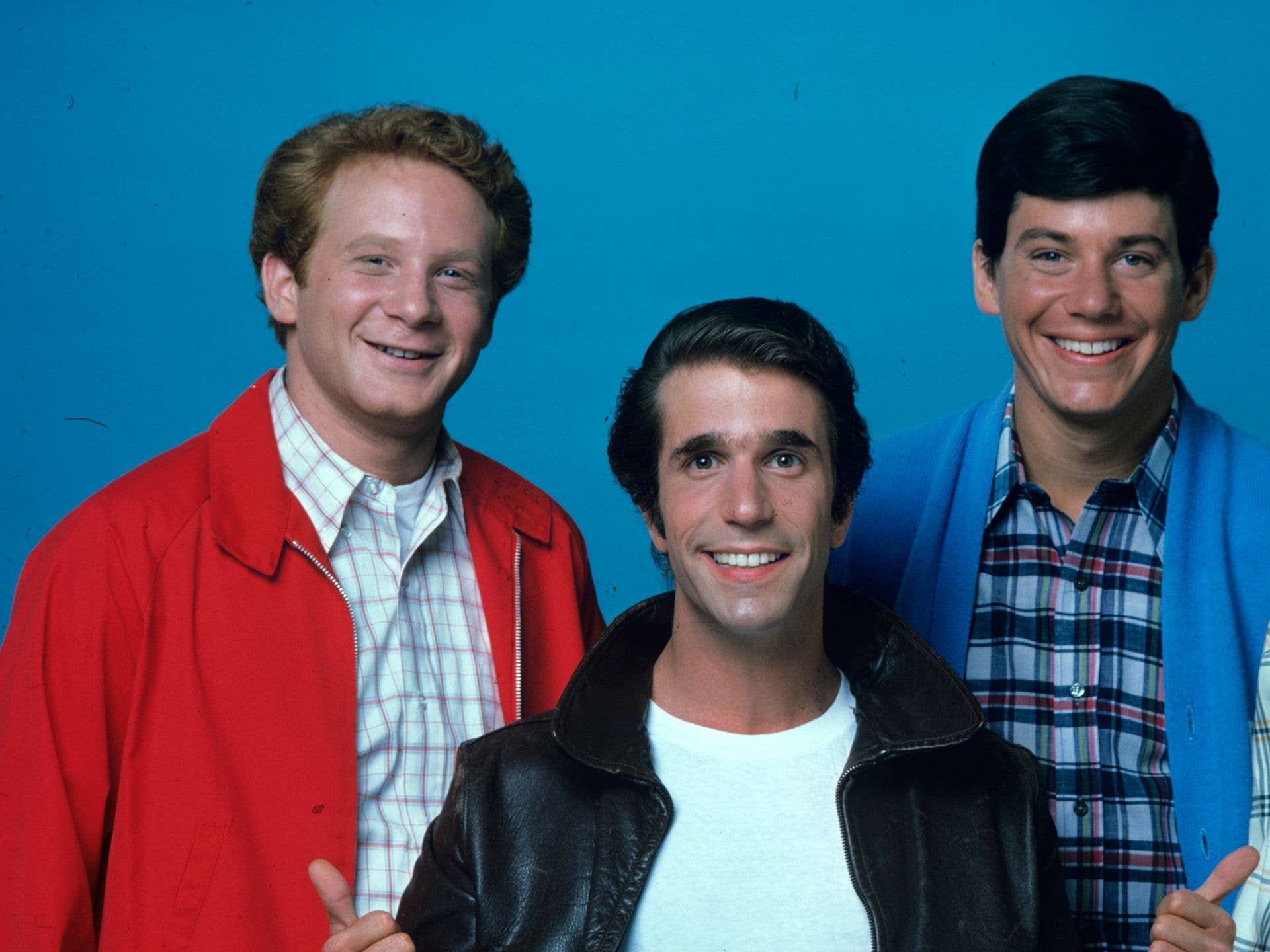 1920x1440 Happy Days star Henry Winkler sends fans wild as he meets with famous rocker for legendary moment