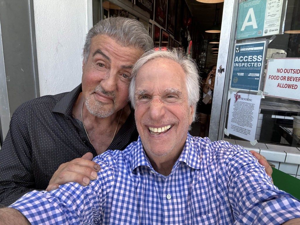 1024x768 Henry Winkler and Sylvester Stallone Get Together for Lunch in Selfie