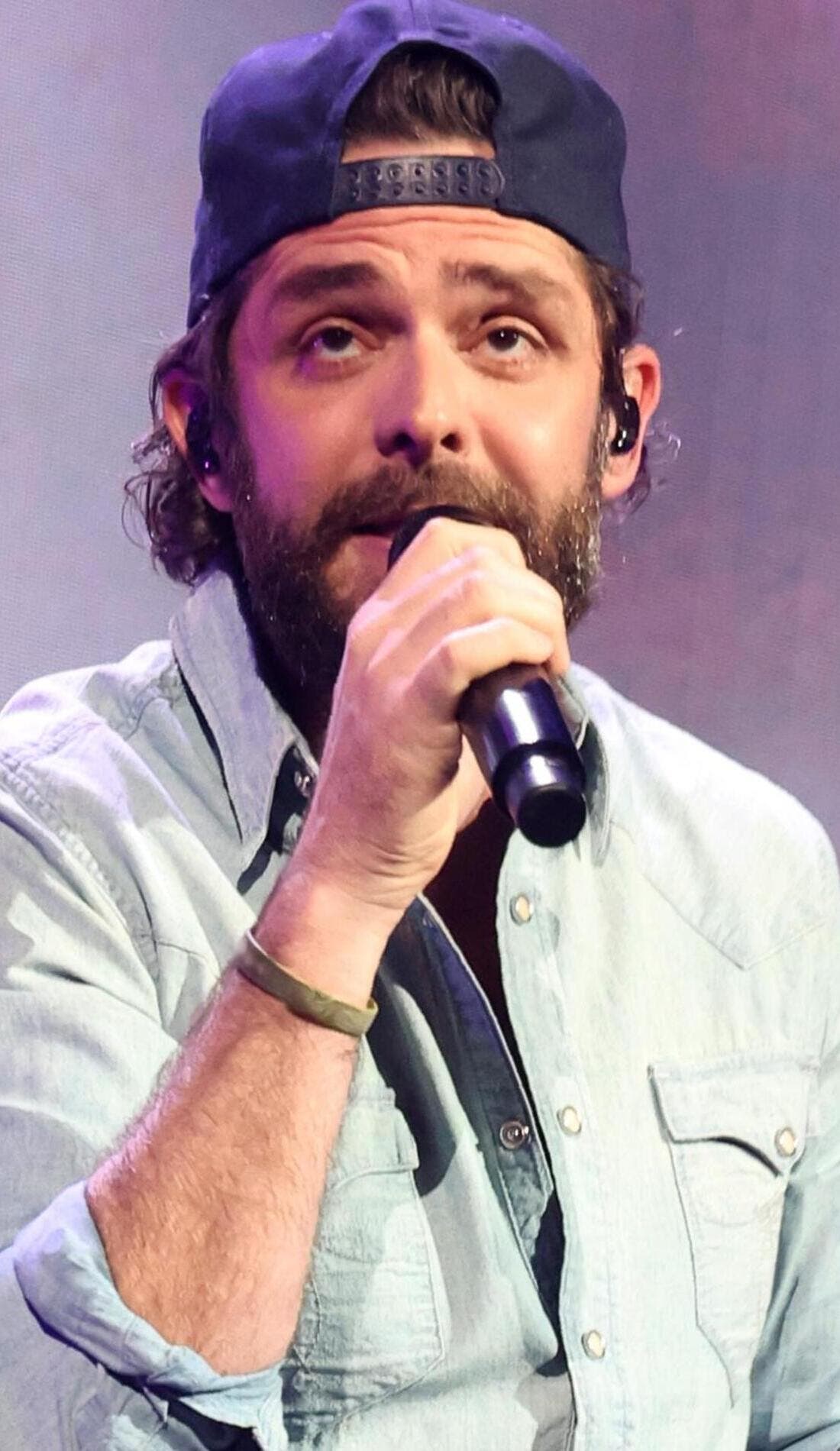 1100x1900 Thomas Rhett Parking Passes Thomas Rhett Parking