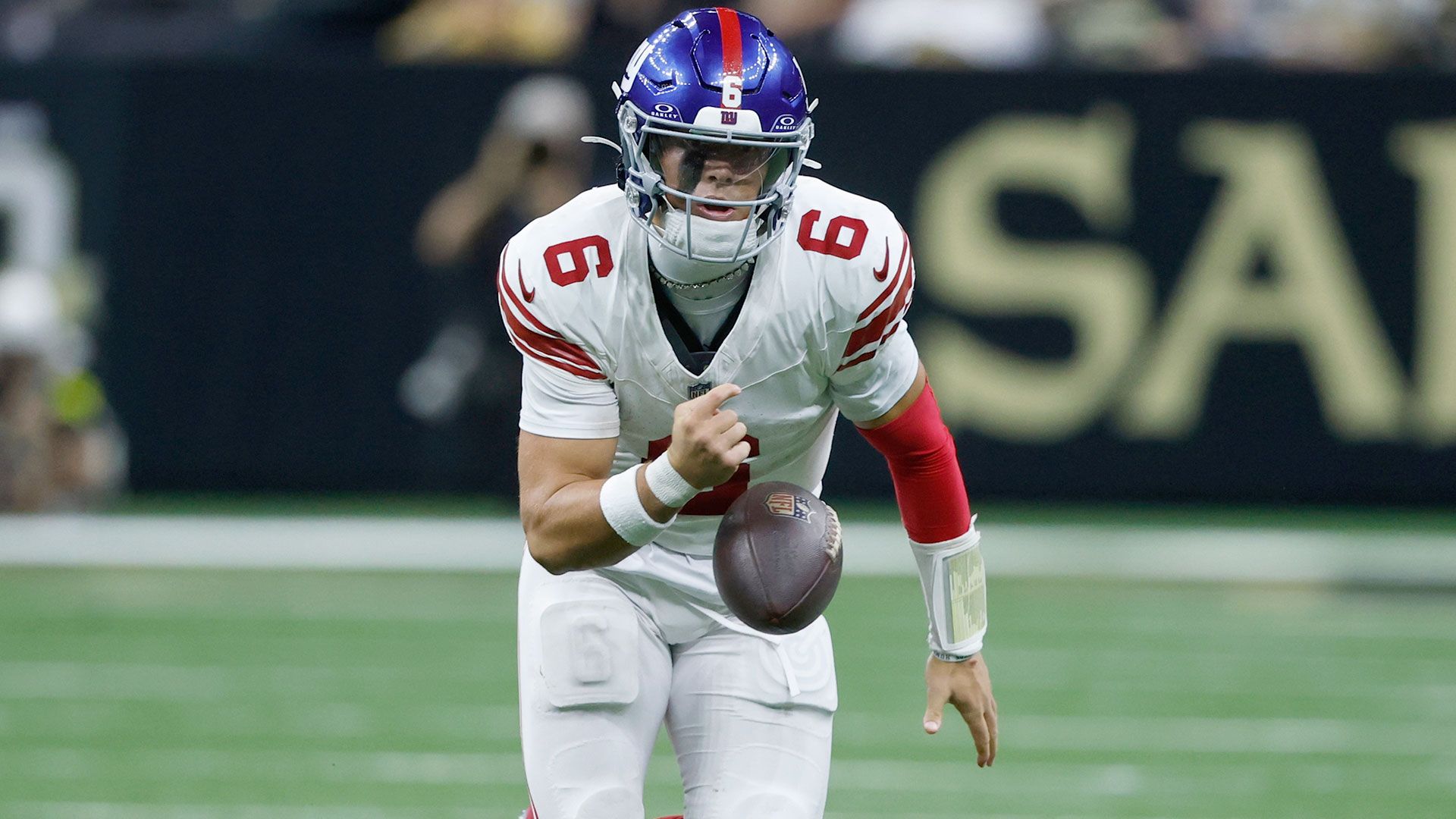 1920x1080 Jaxson Dart leaves NFL fans in laughter with 'most hilarious play ever' in New York Giants loss