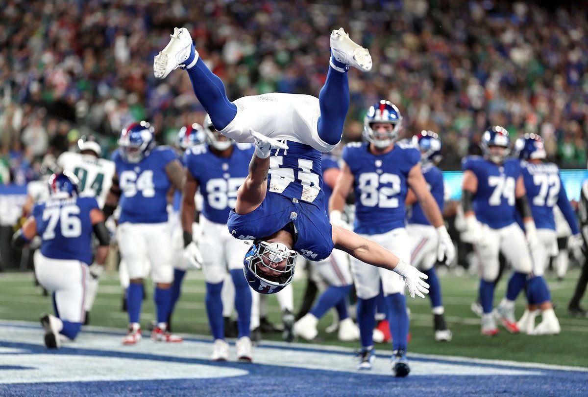 1200x812 Giants rookies Jaxson Dart and Cam Skattebo combine for five touchdowns in historic New York win over Eagles