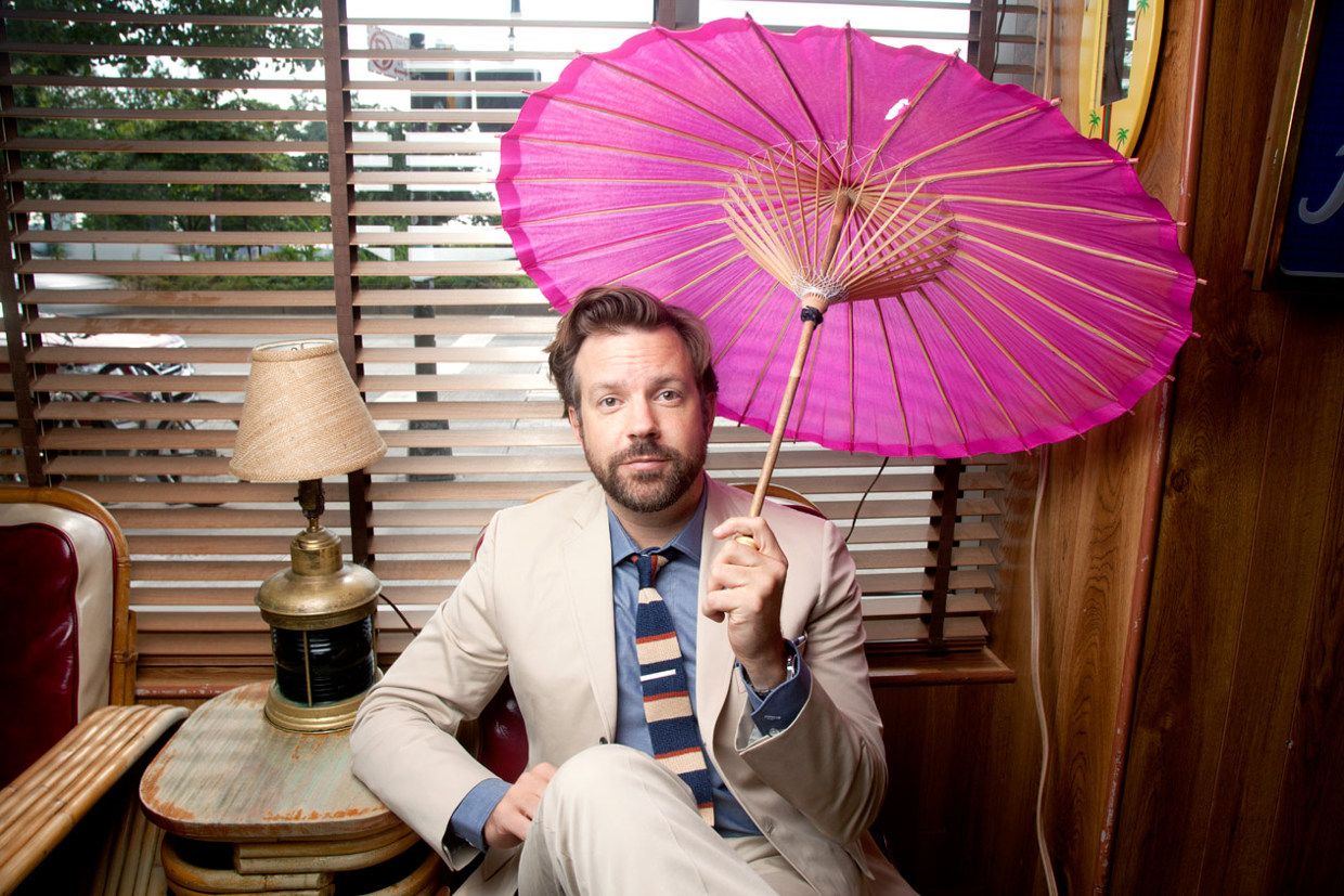 1240x827 Steal His Look: Jason Sudeikis' Sneaker Style