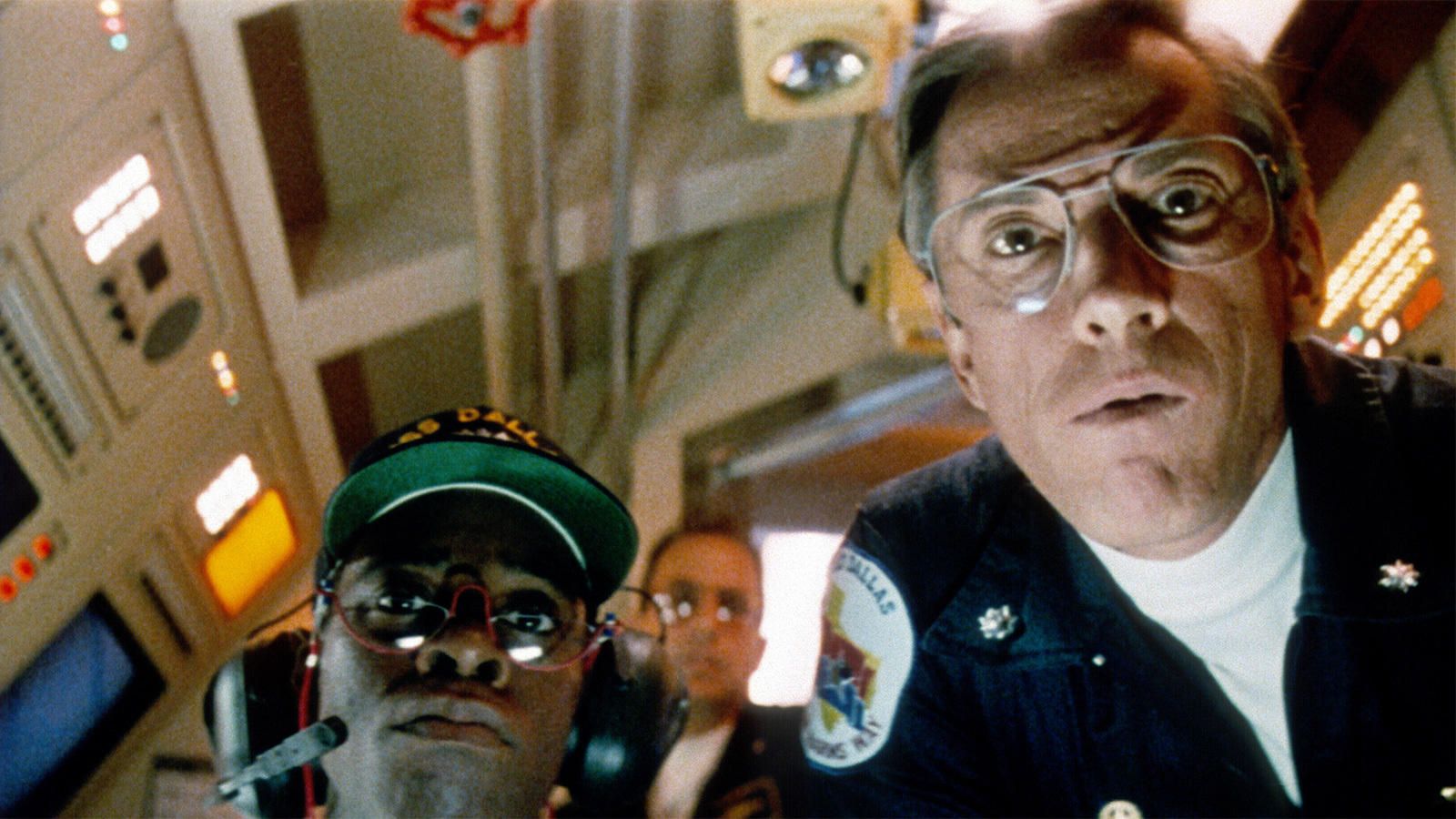 1600x900 The Hunt for Red October