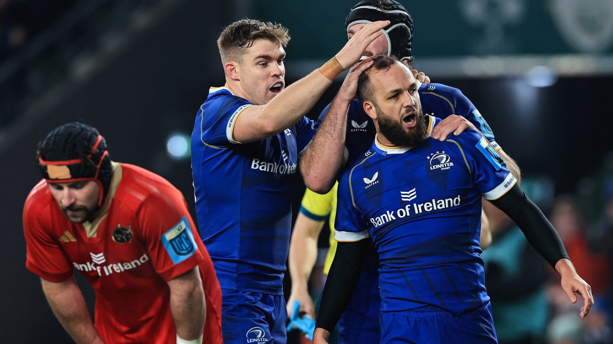 2048x1152 United Rugby Championship: Leinster edge Munster in Dublin