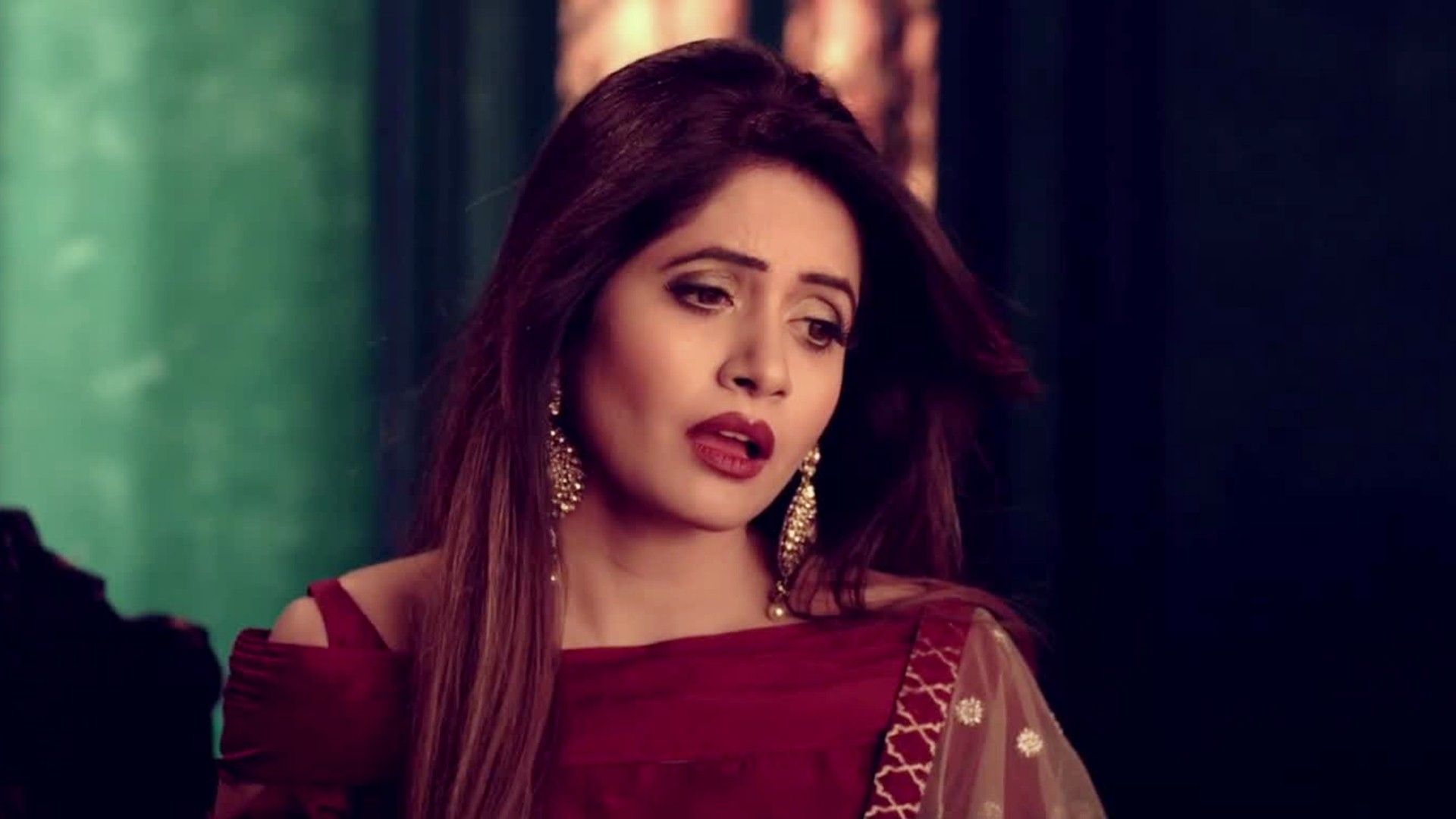1920x1080 Miss Pooja Wallpaper HD 16109