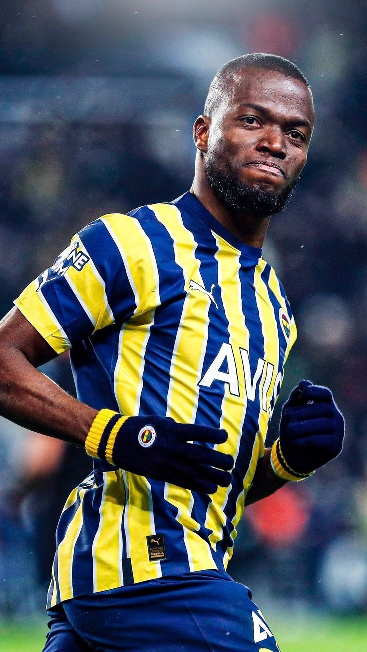 736x1308 Will Enner Valencia leave Fenerbahce?