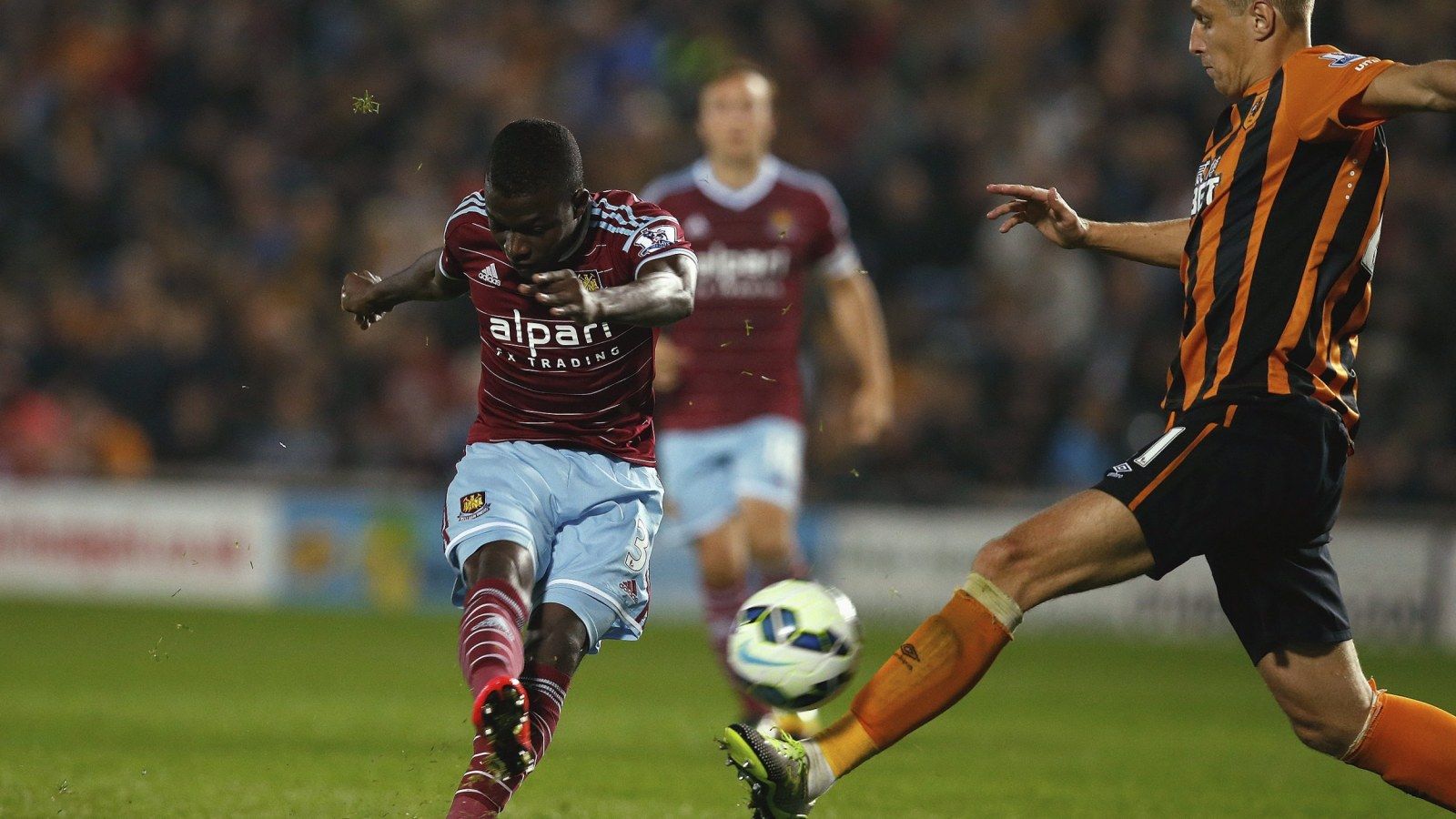 1600x900 Enner Valencia Goal Video: West Ham Striker Scores Stunning Strike Against Hull City