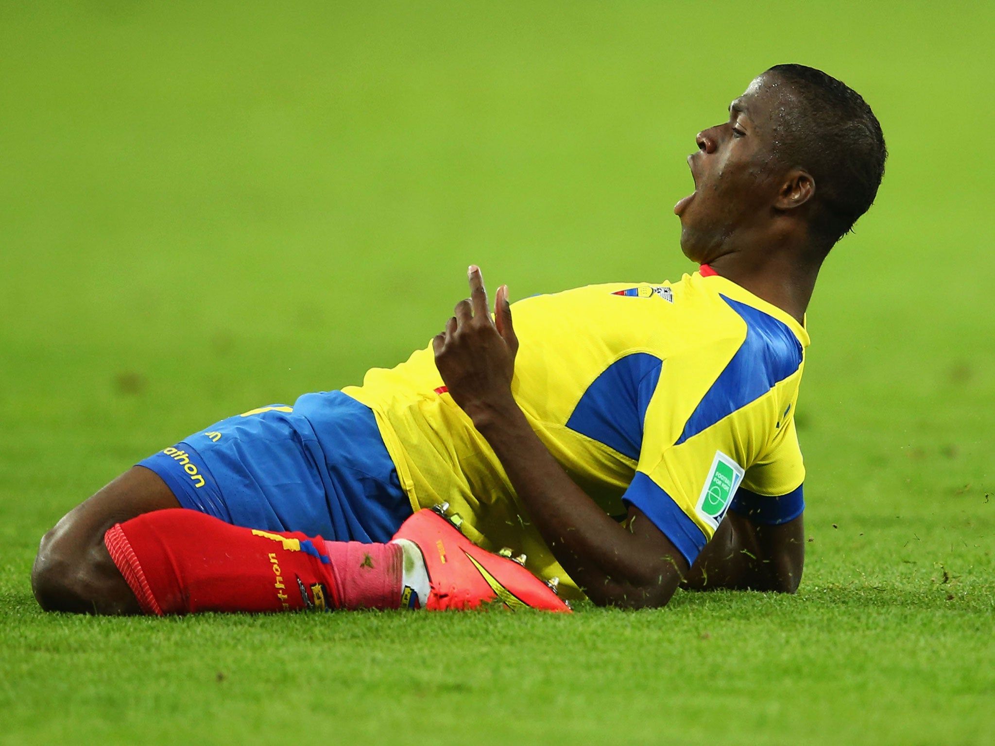 2048x1536 Enner Valencia to West Ham: Ecuador striker undergoing medical