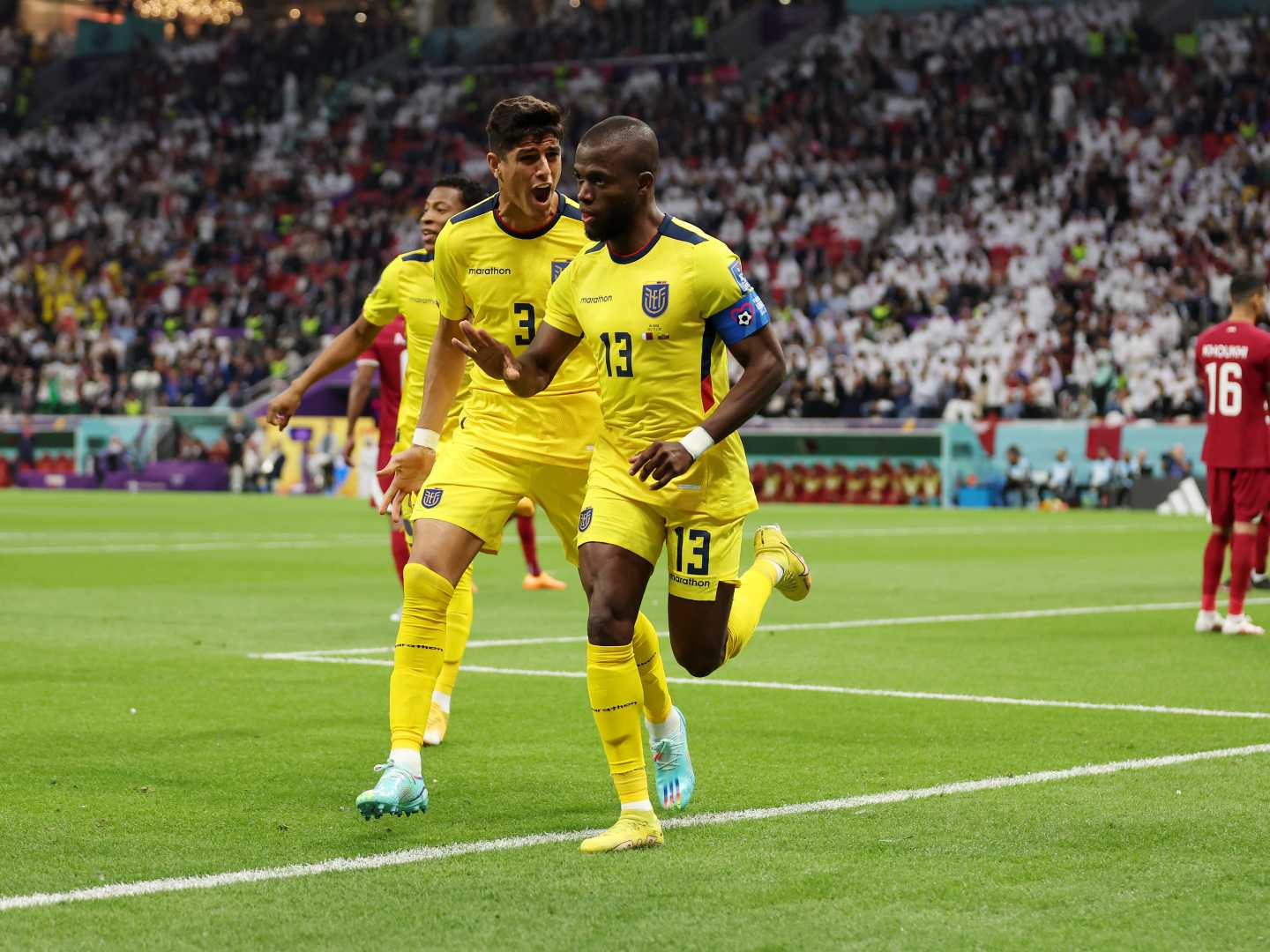 1440x1080 Former Everton and West Ham flop Enner Valencia who was once chased by police and dubbed 'Superman' takes centre stage in World Cup
