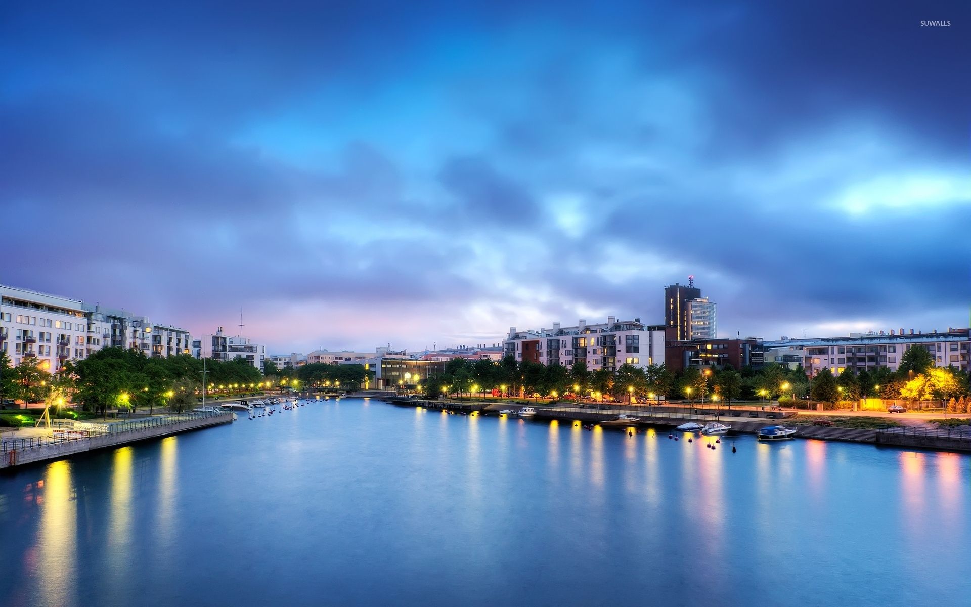 1920x1200 City by the river wallpaper wallpaper