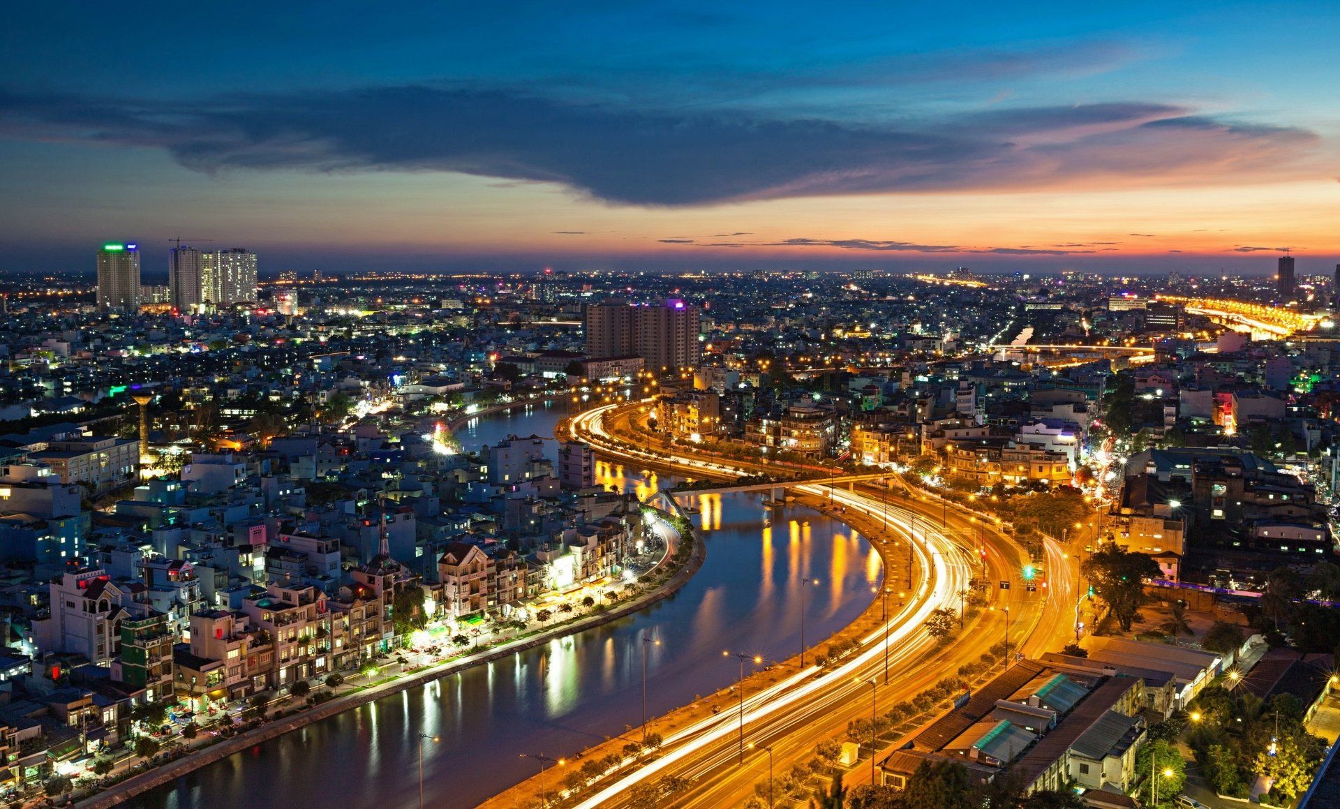 1920x1159 Saigon River Serenity: A Stunning HD Wallpaper of Ho Chi Minh Cityx2230