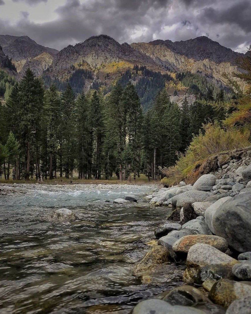864x1080 Swat Valley