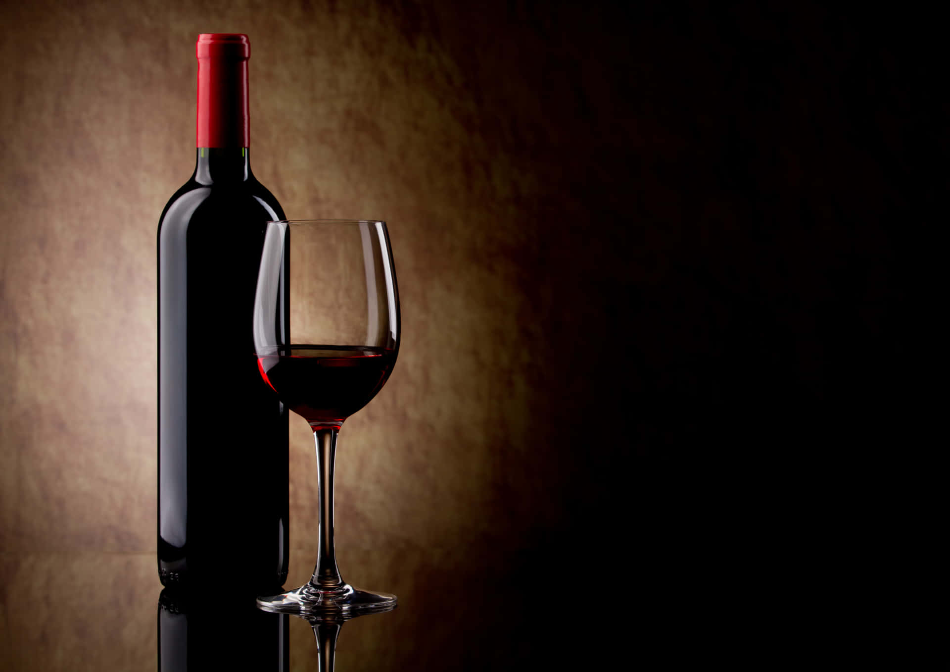 1920x1357 Download Wine Background