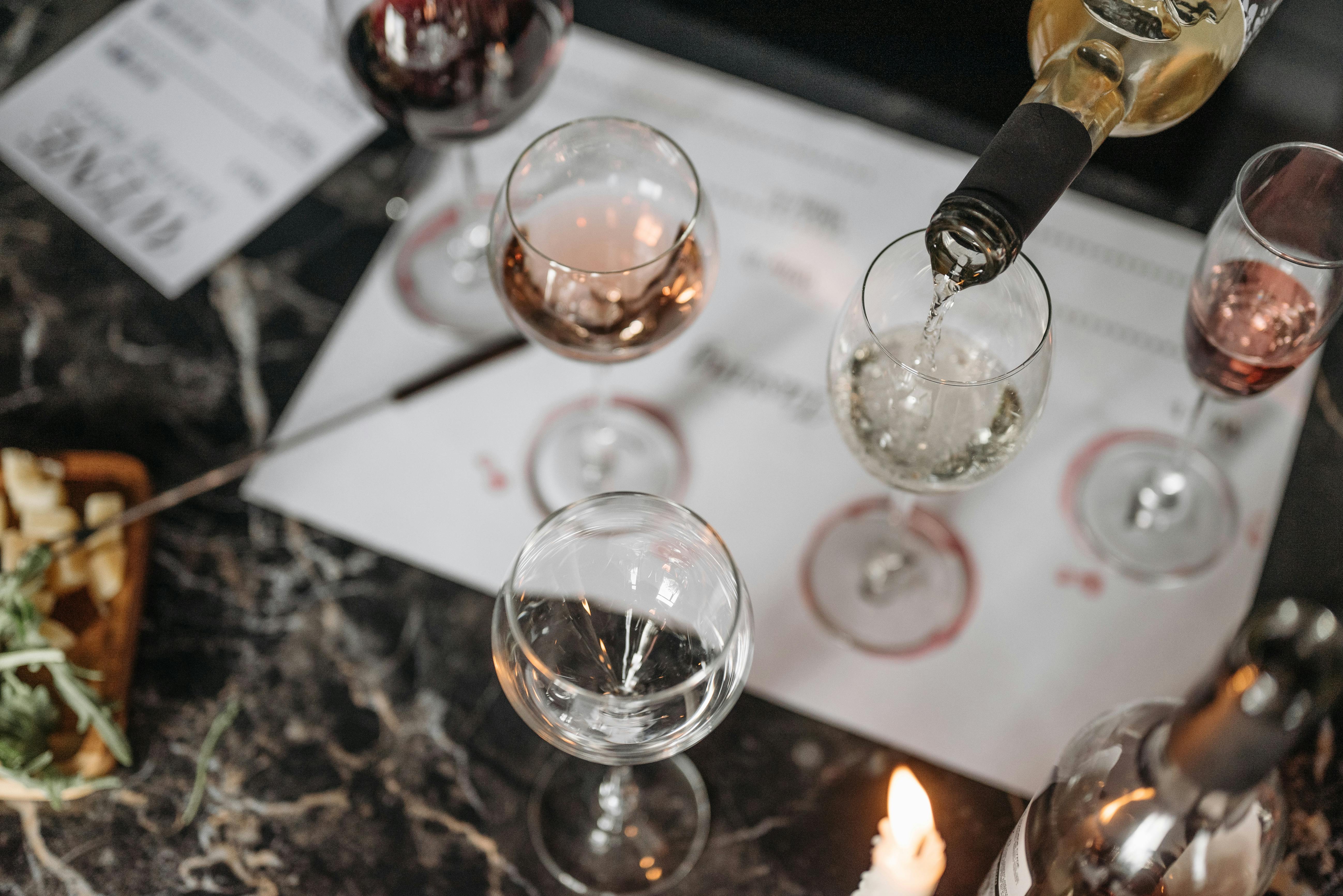 5192x3466 Clear Wine Glass on Table · Free