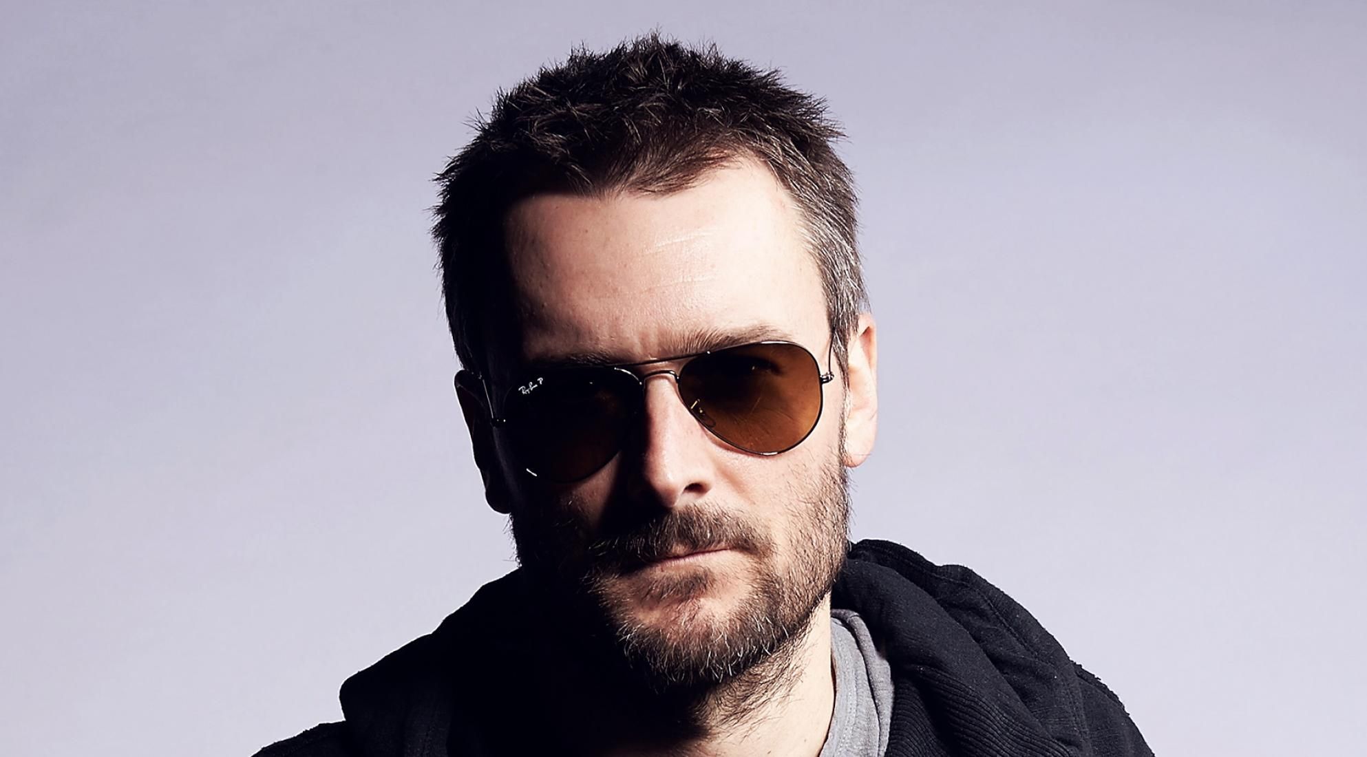 1986x1100 Eric Church Phone Wallpaper: Free 4K & HD Downloads