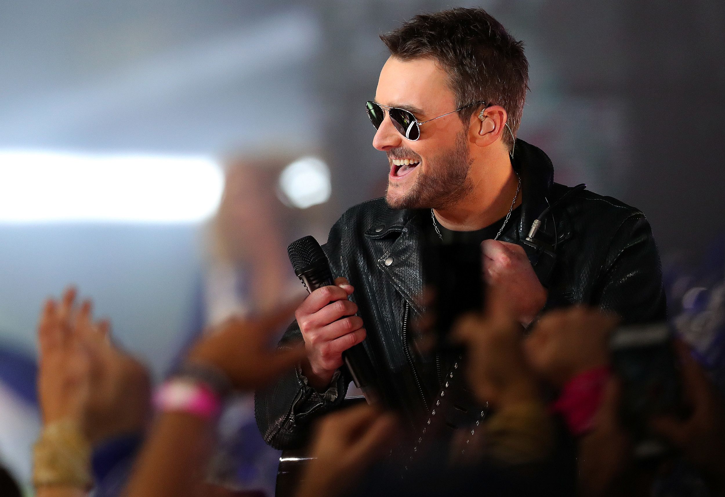 2500x1713 Eric Church Wallpaper